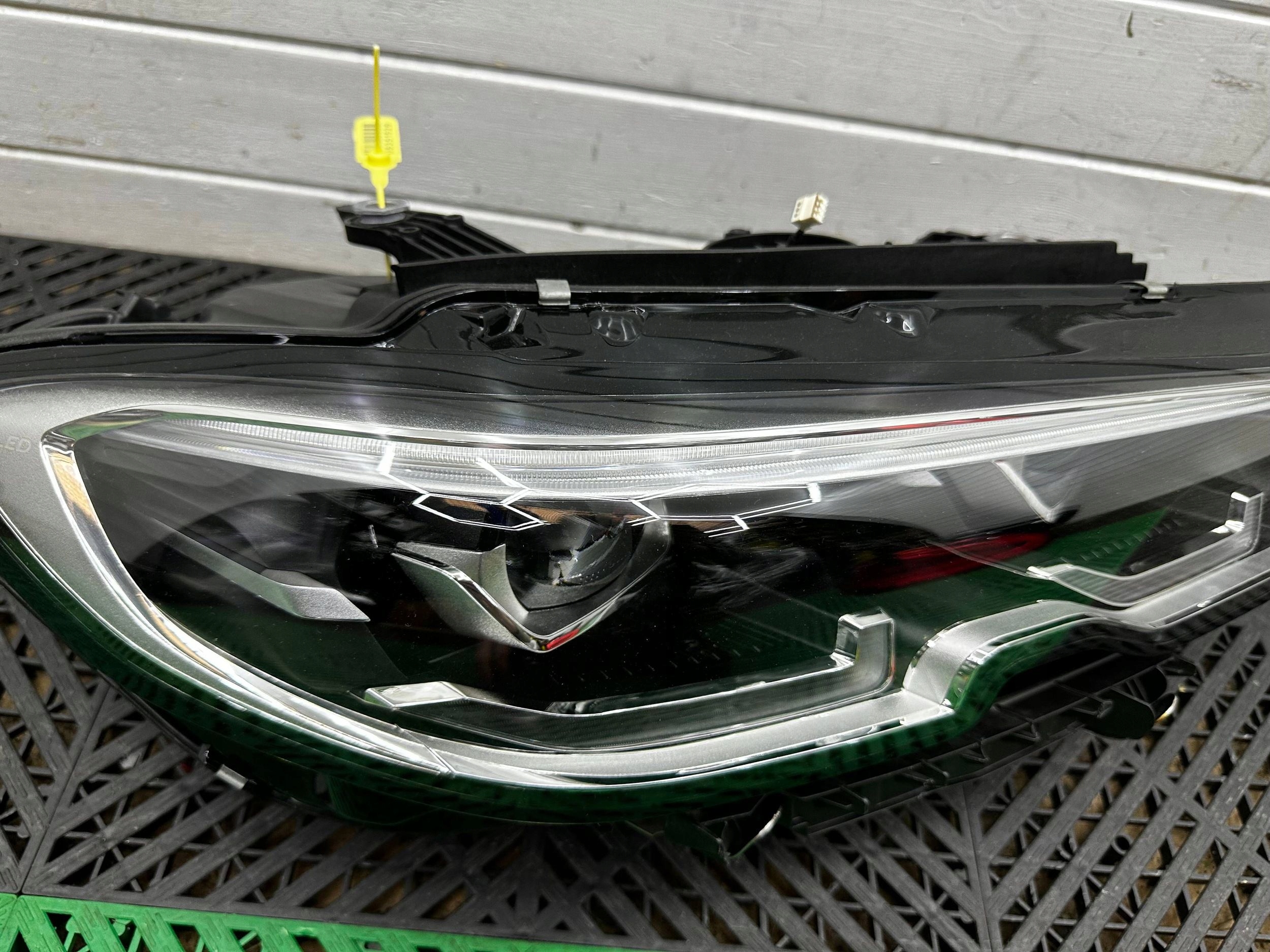 light front side right BMW 3 G20 G21 9481702