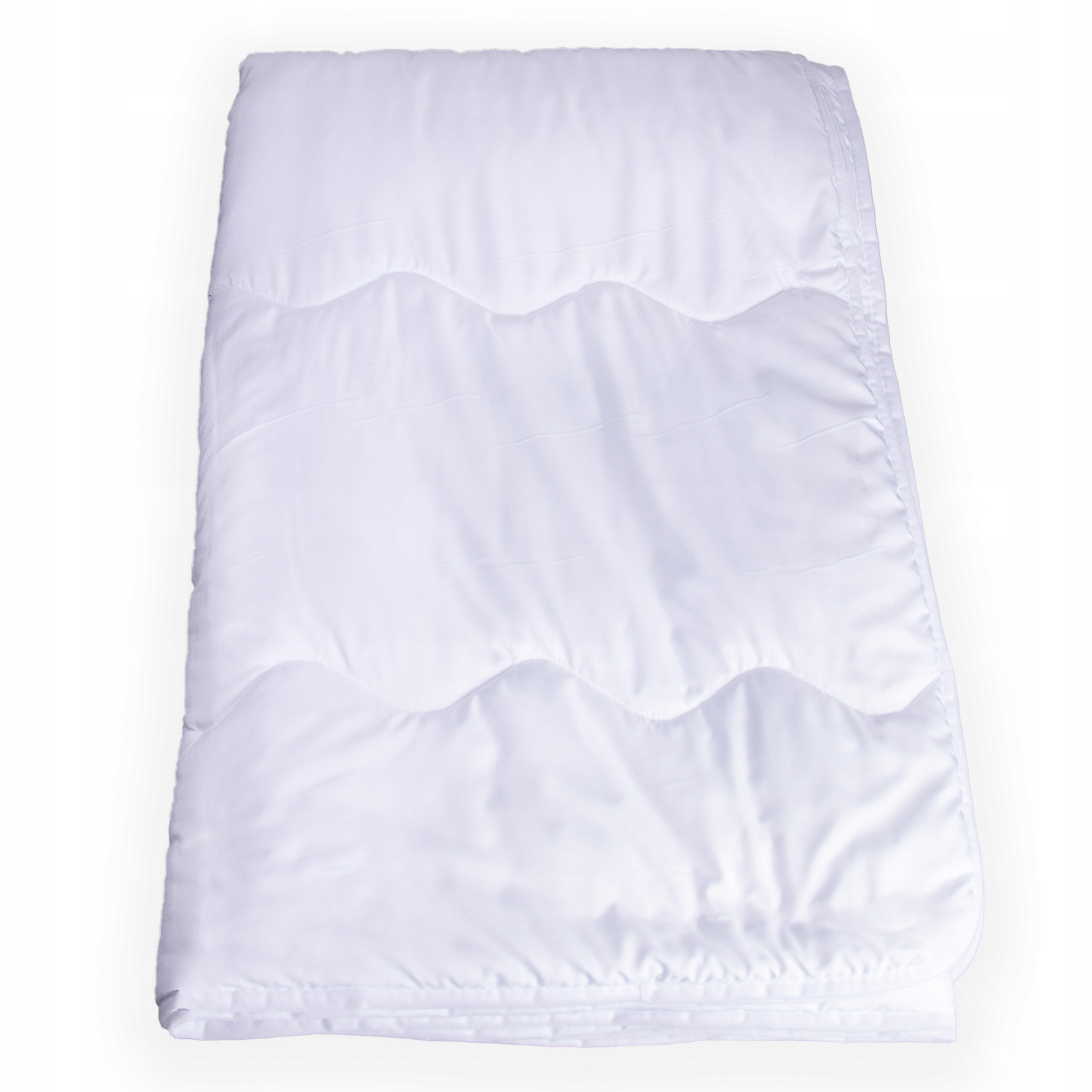 KOŁDRA LETNIA 140X200 ANTYALERGICZNA LEKKA OTULAJĄCA NA LATO PRODUKT POLSKI Szerokość produktu 140 cm