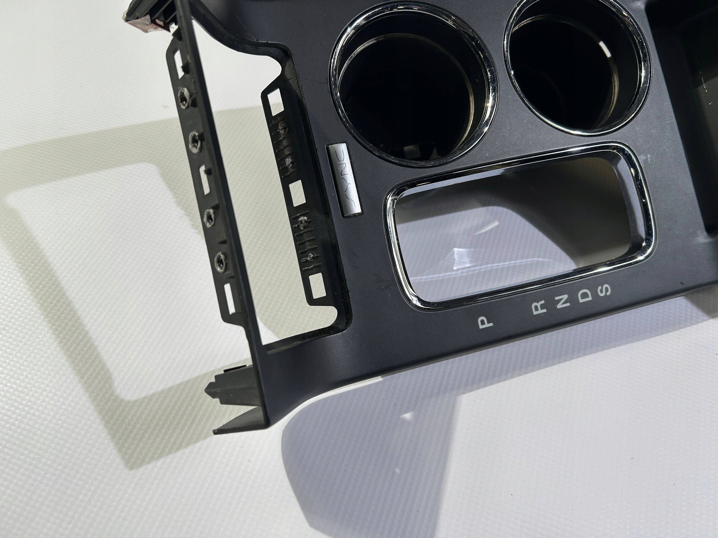 Dekor panel cup holder tunelu srodkowego Ford Flex 2013