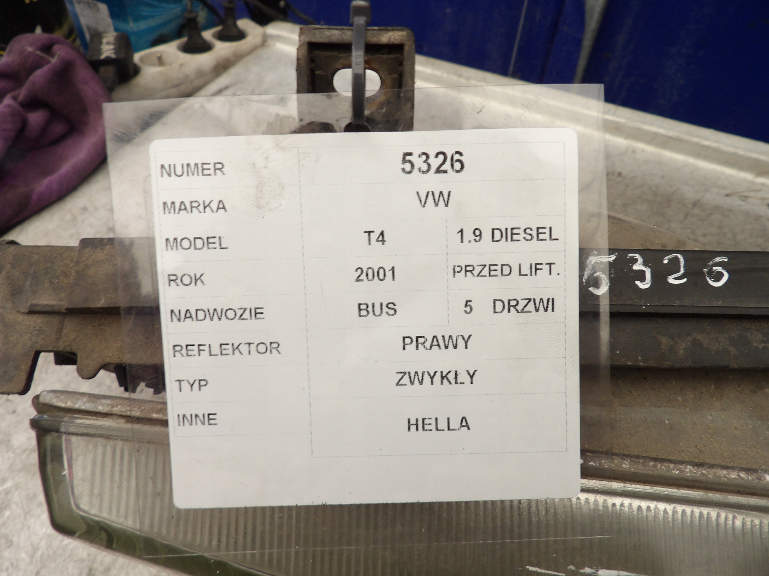 VW Transporter T4 light front right Hella