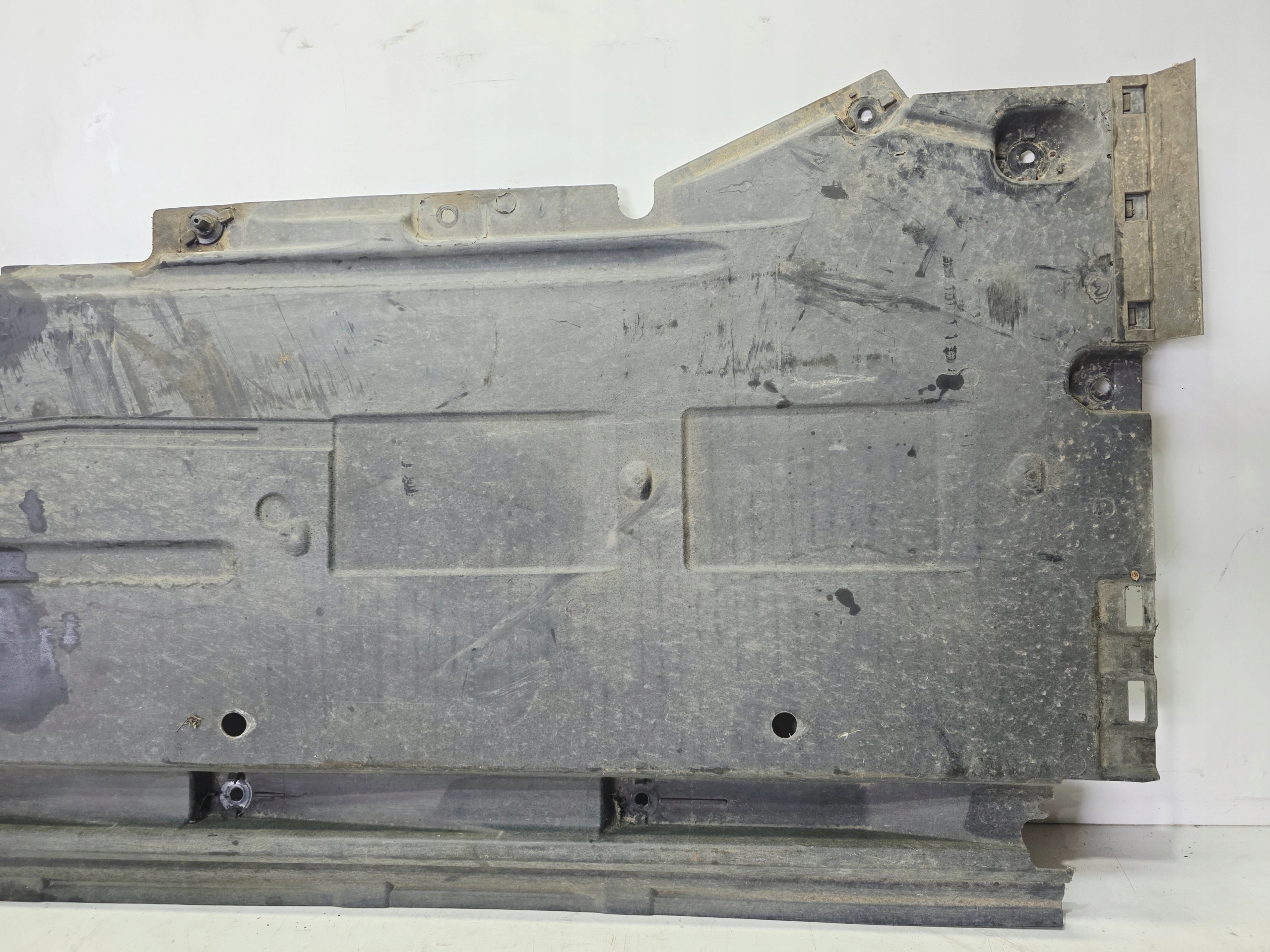 cover chassis right DUZA AUDI A5 8F CABRIO 8F0825208 112/26