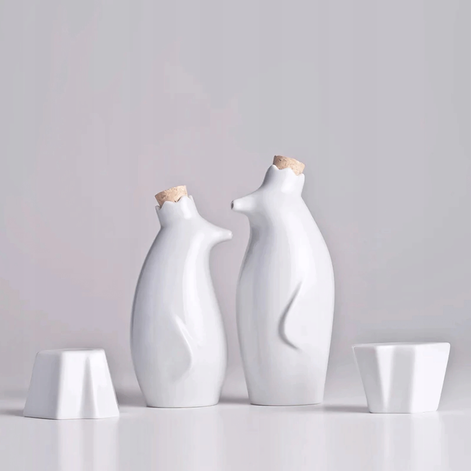 Penguin King Olivový set ocot soľ biely porcelánový korenie Holaria