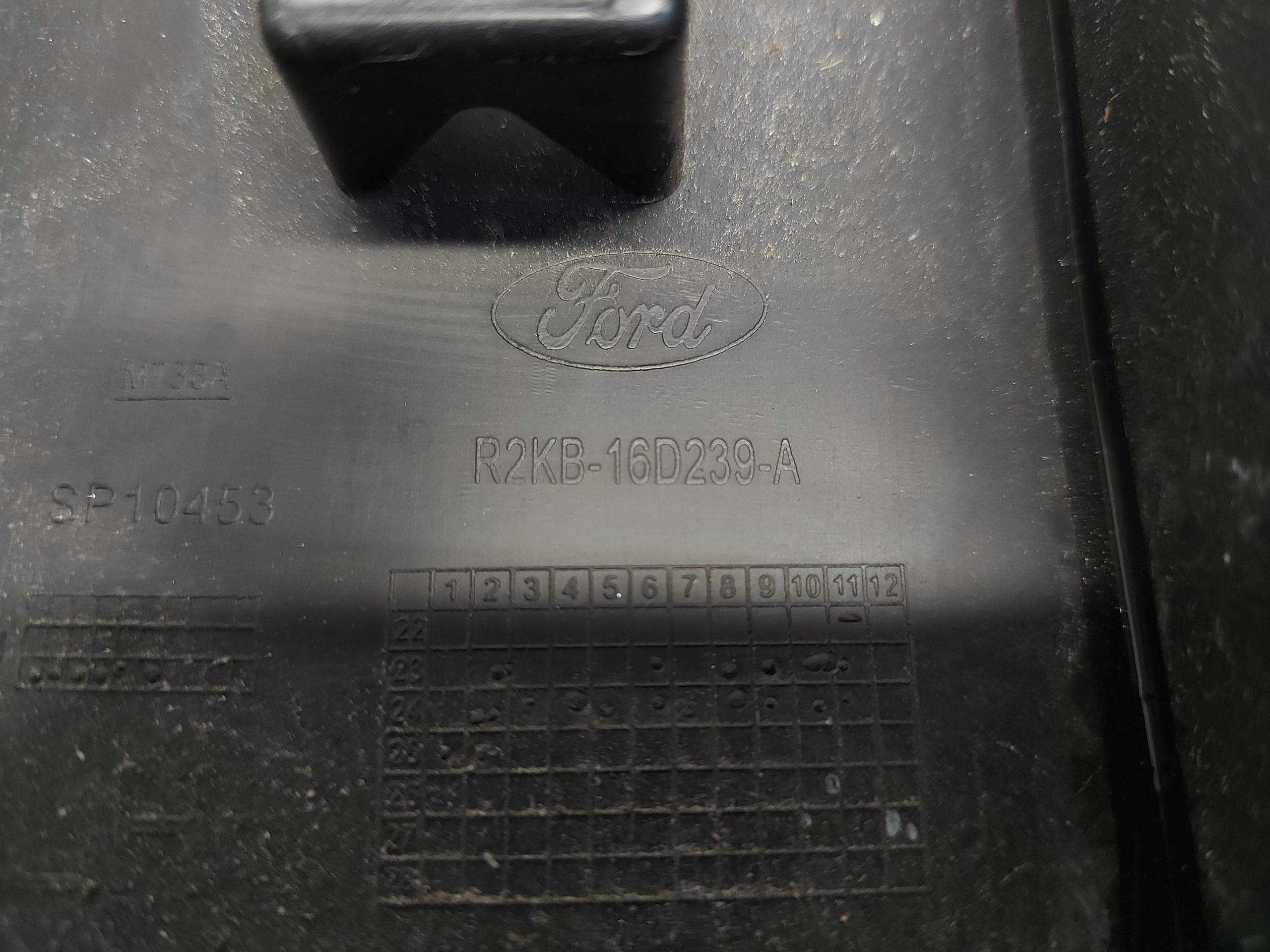 Ford Explorer Capri VII R2KB lišta blatníku předek levá R2KB-16D239-A