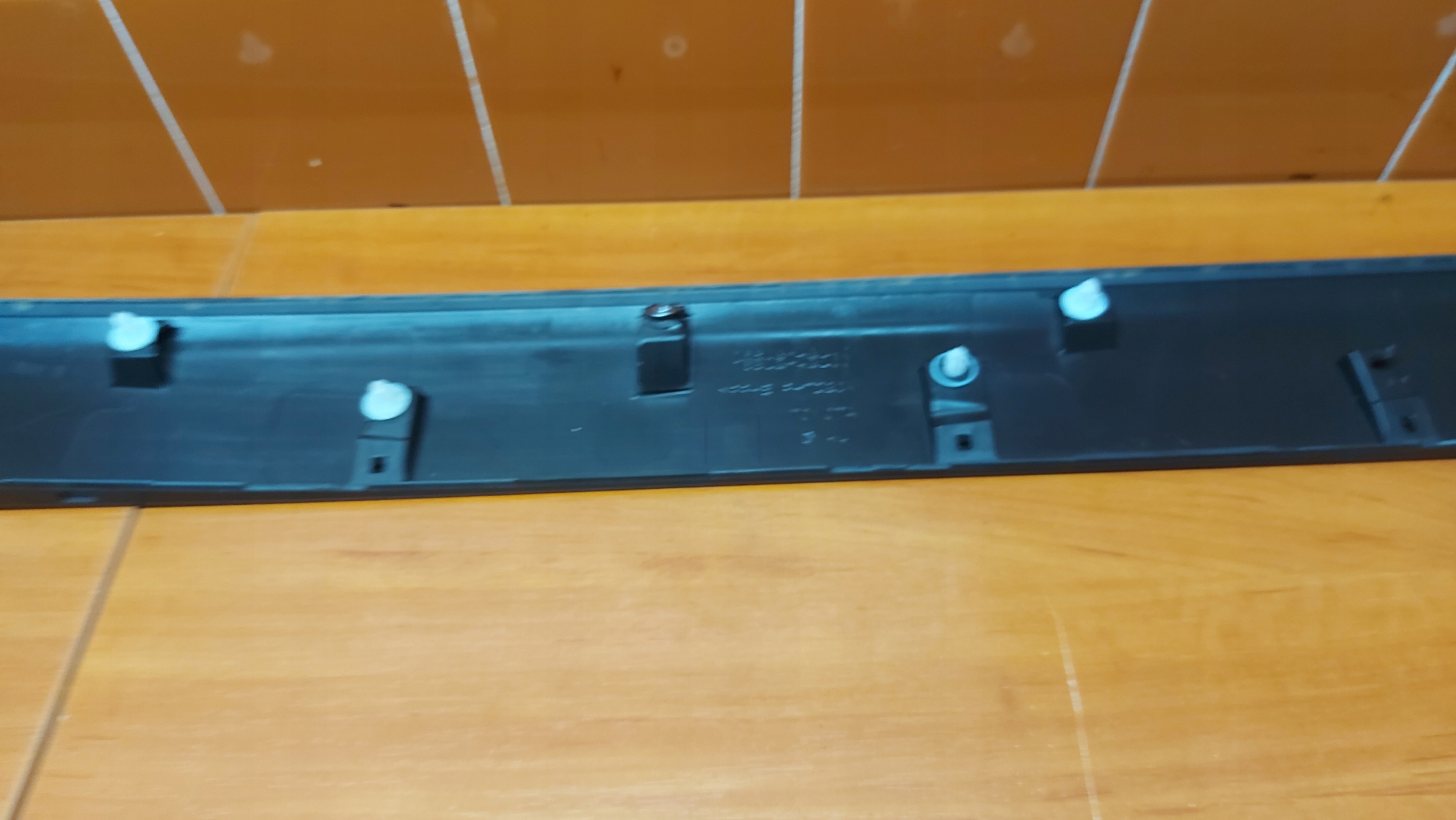 moulding cap bonnet rear part TOYOTA RAV4 V 18