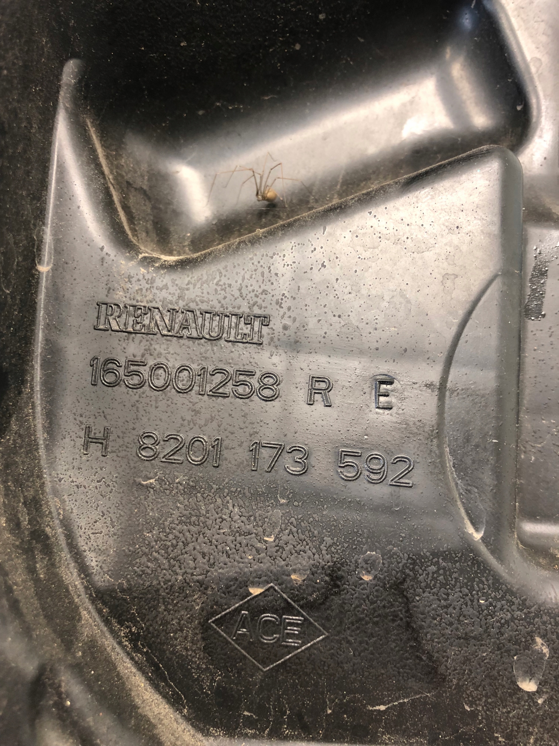 корпус салонного фильтра Воздух Dacia Duster и РЕСТАЙЛИНГ