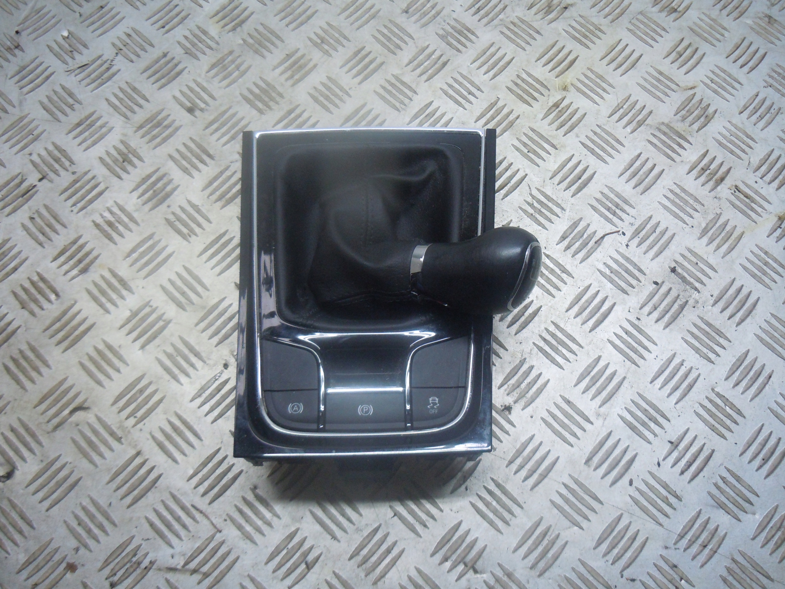 РУЧКА СИЛЬФОН РАМКА ПЕРЕДАЧ SKODA KODIAQ В ЗБОРІ