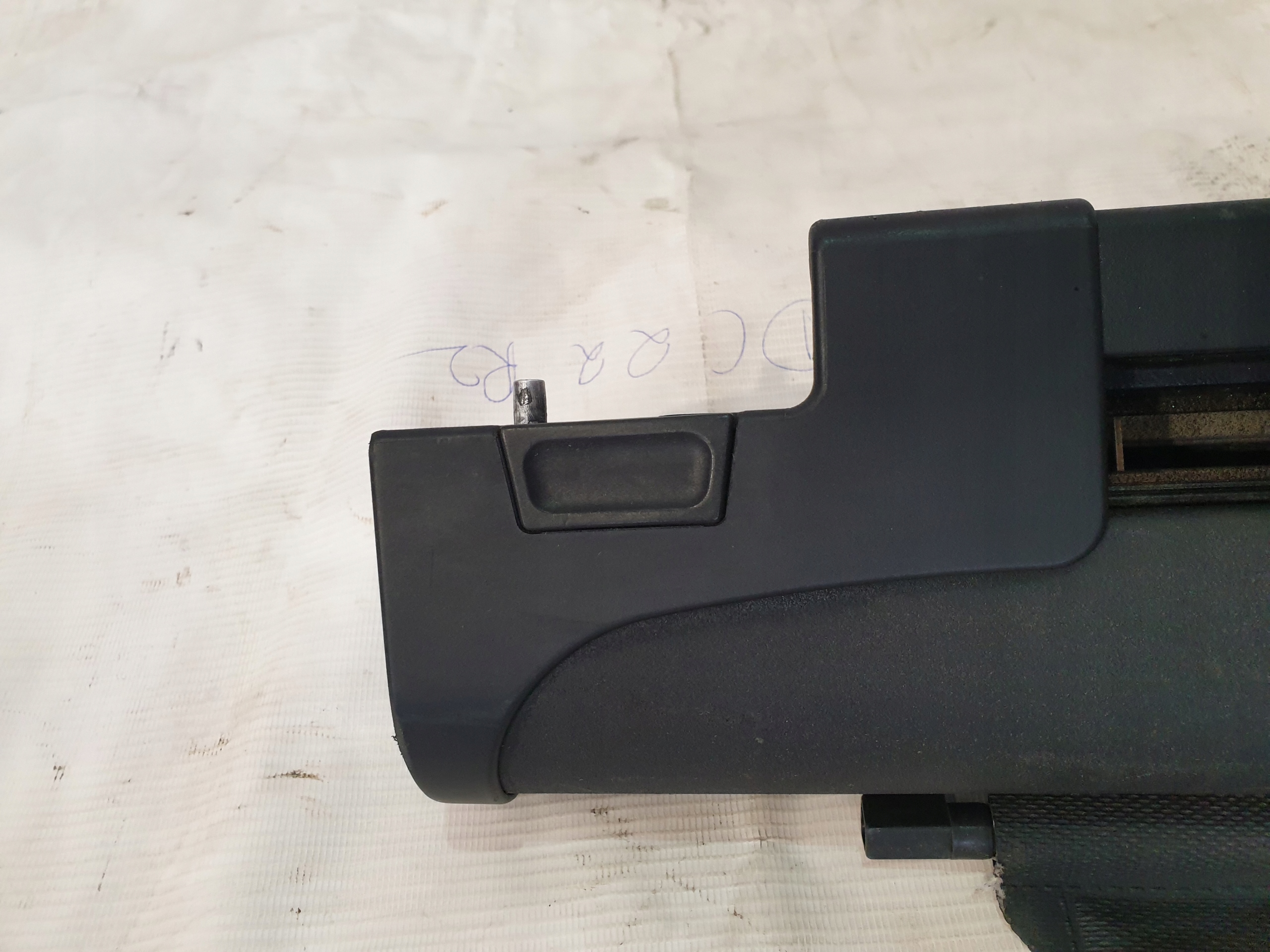 ролета багажника BMW 3 E46 универсал Touring 8233660