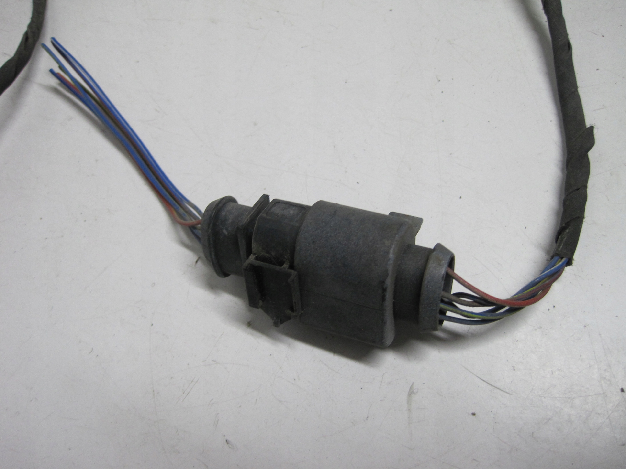 Capteurs PDC Câblage Pare choc Arrière AUDI A1 82A 82A971104K