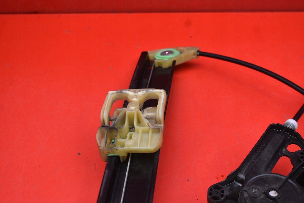 window regulator left front EU 5E0837461B SKODA OCTAVIA 3 III KOMBI 13-17