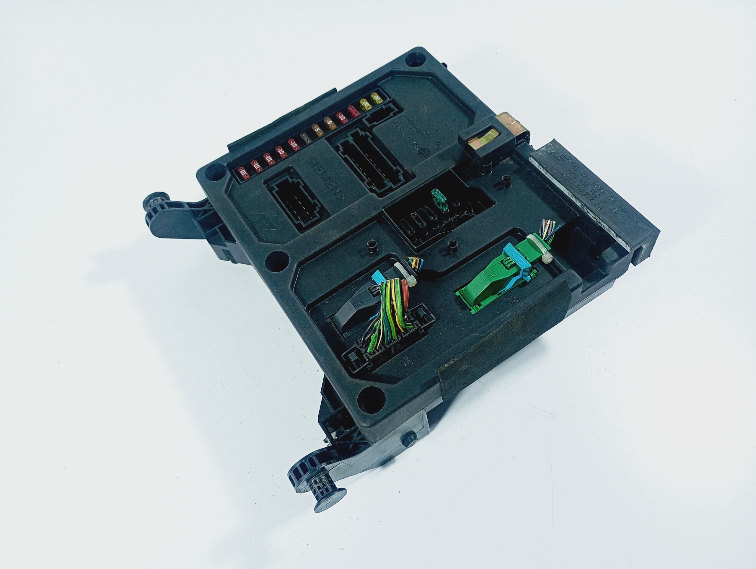 module fuse box OE 7M0971882A Ford Galaxy and 95-06
