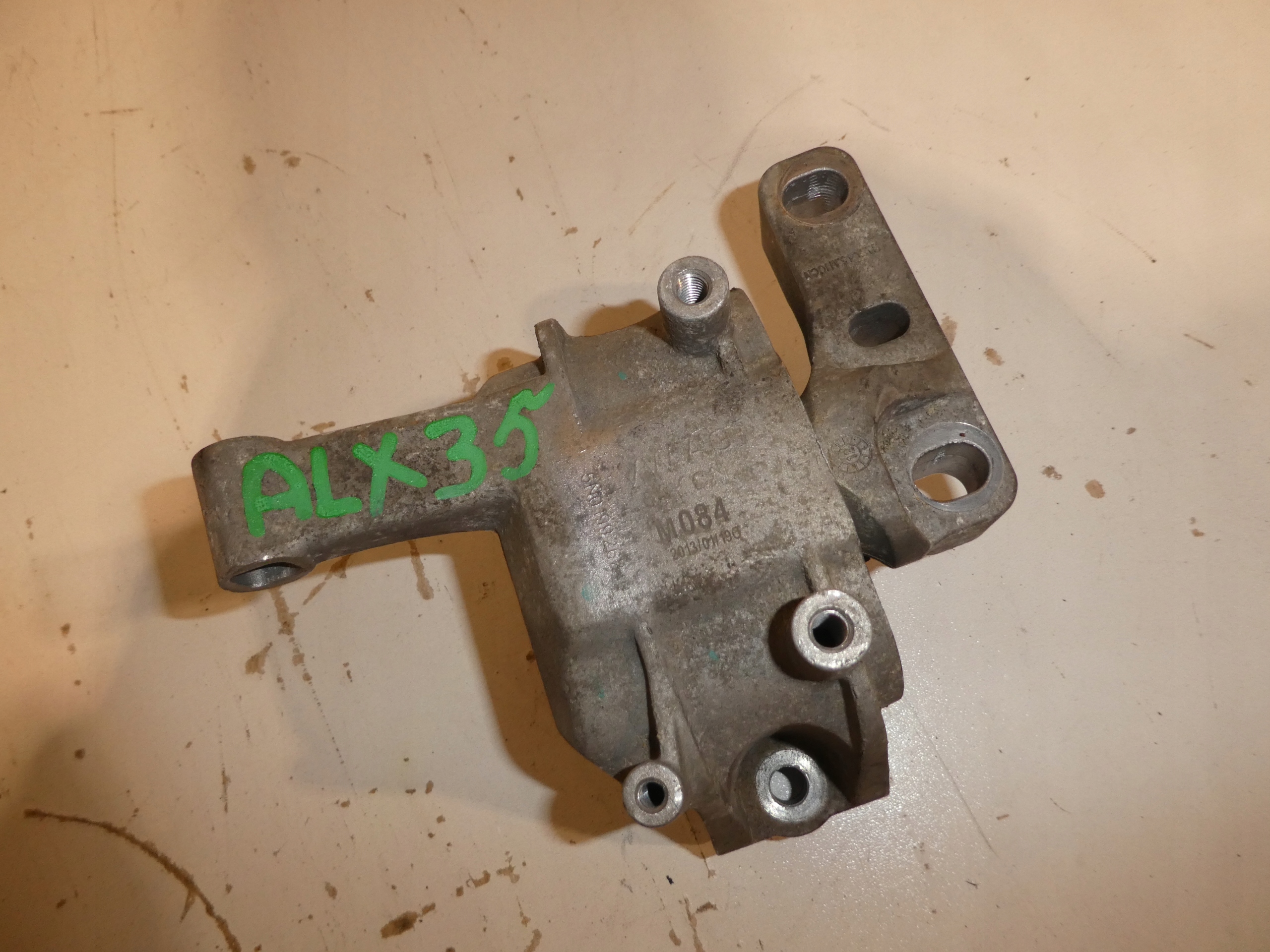 VW AUDI SKODA engine mount 5N0199262