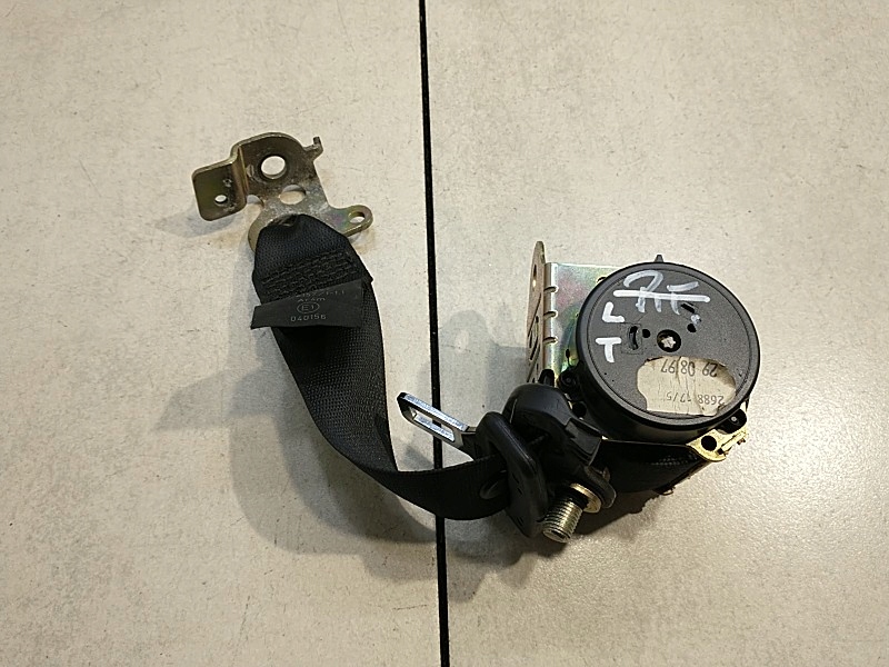 Gurten Sicherheits links heck CLK C208 2.0 566171300