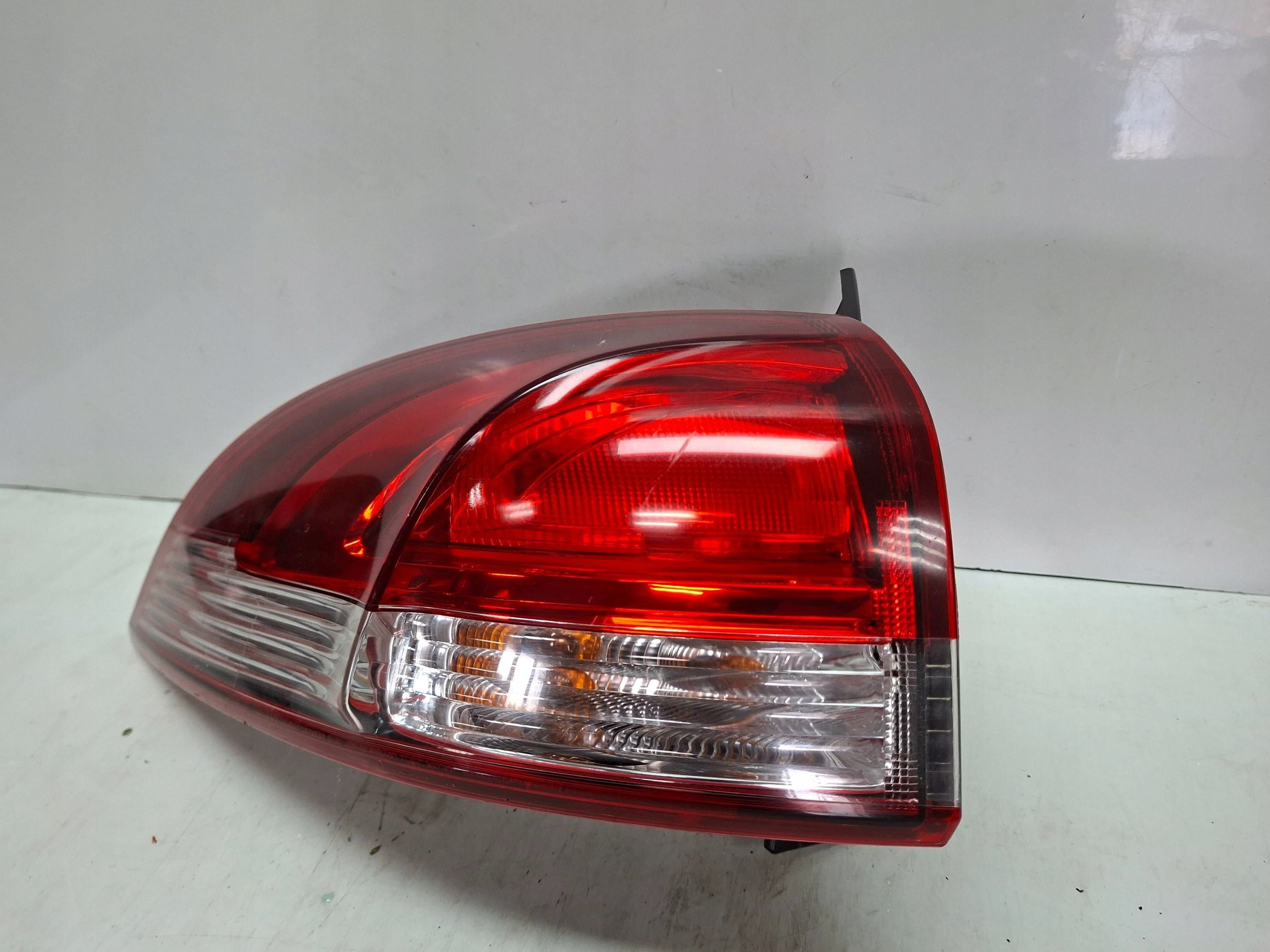 light rear left 20540445 RENAULT CLIO IV KOMBI 2012