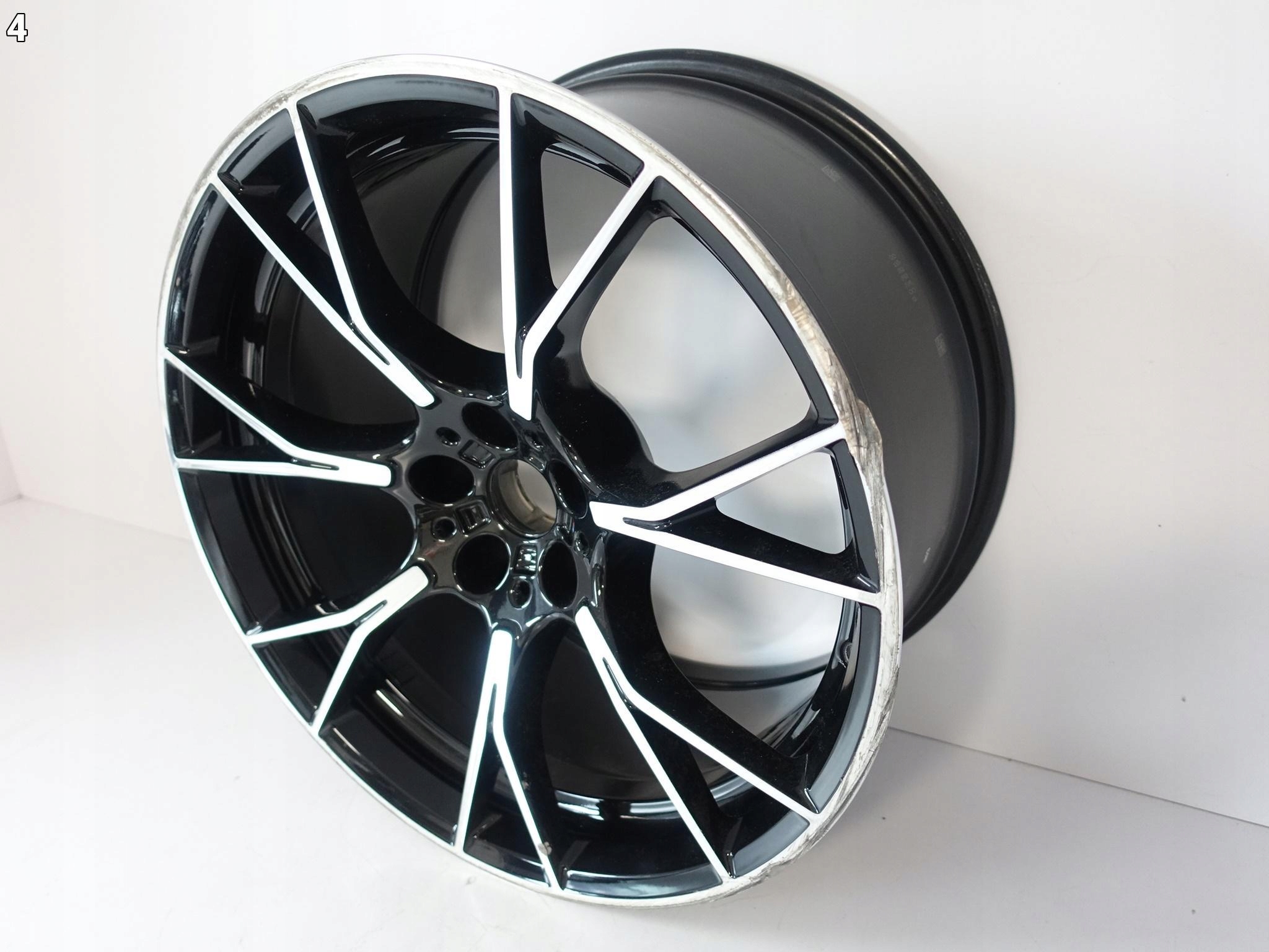 BMW M5 F90 COMPETITION disk BLACK UNI 10,5x20 ET28 5x112