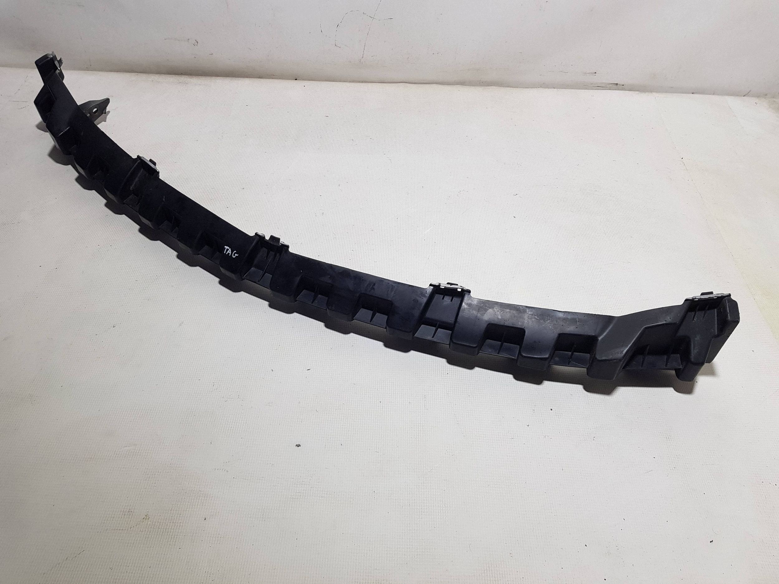 Traverse Pare choc Avant Avant Support Console Mercedes C W204