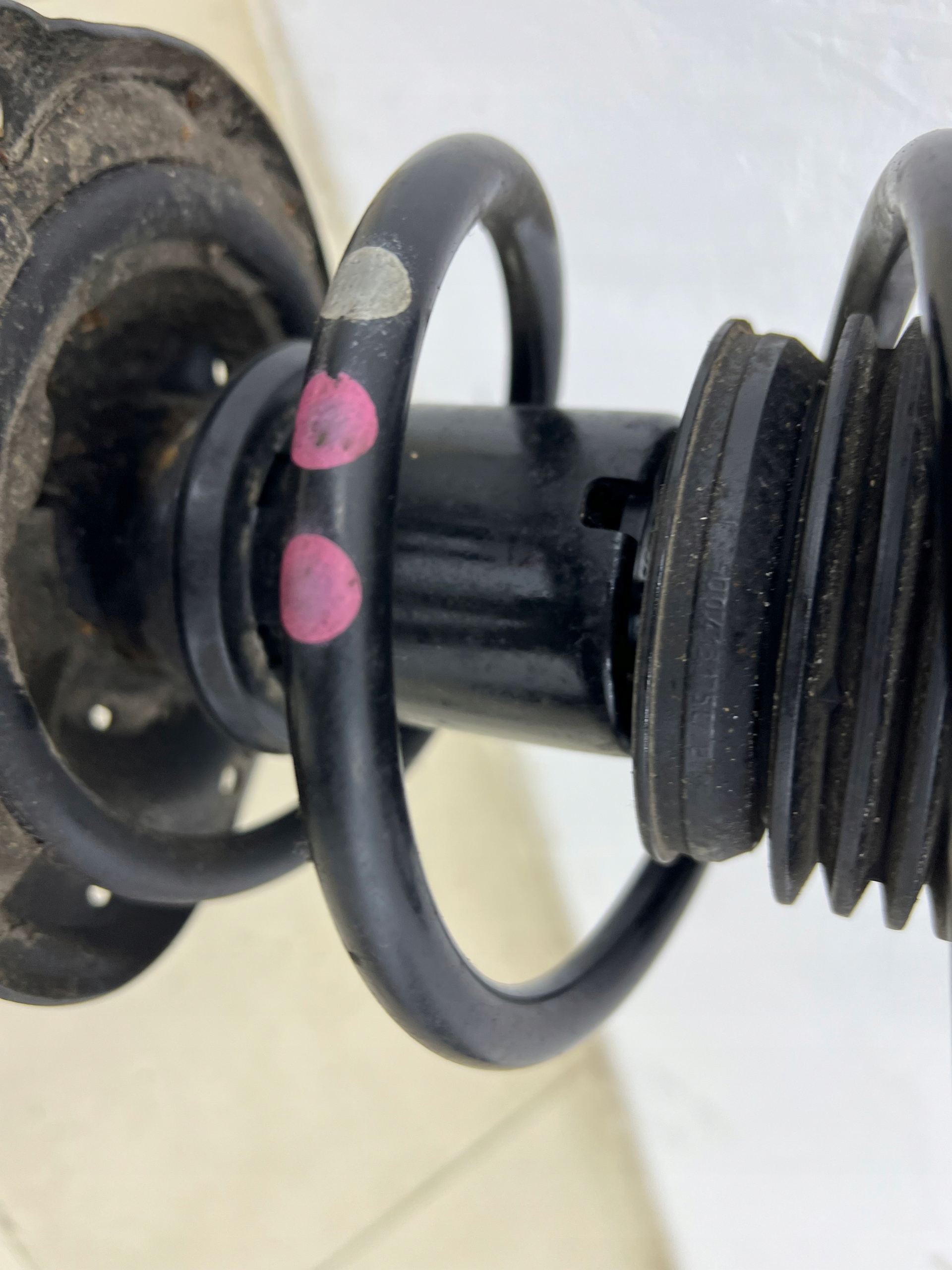 AUDI A3 8V 1.4TSI shock absorber swing left front 5Q0255Q 5Q0413023DA