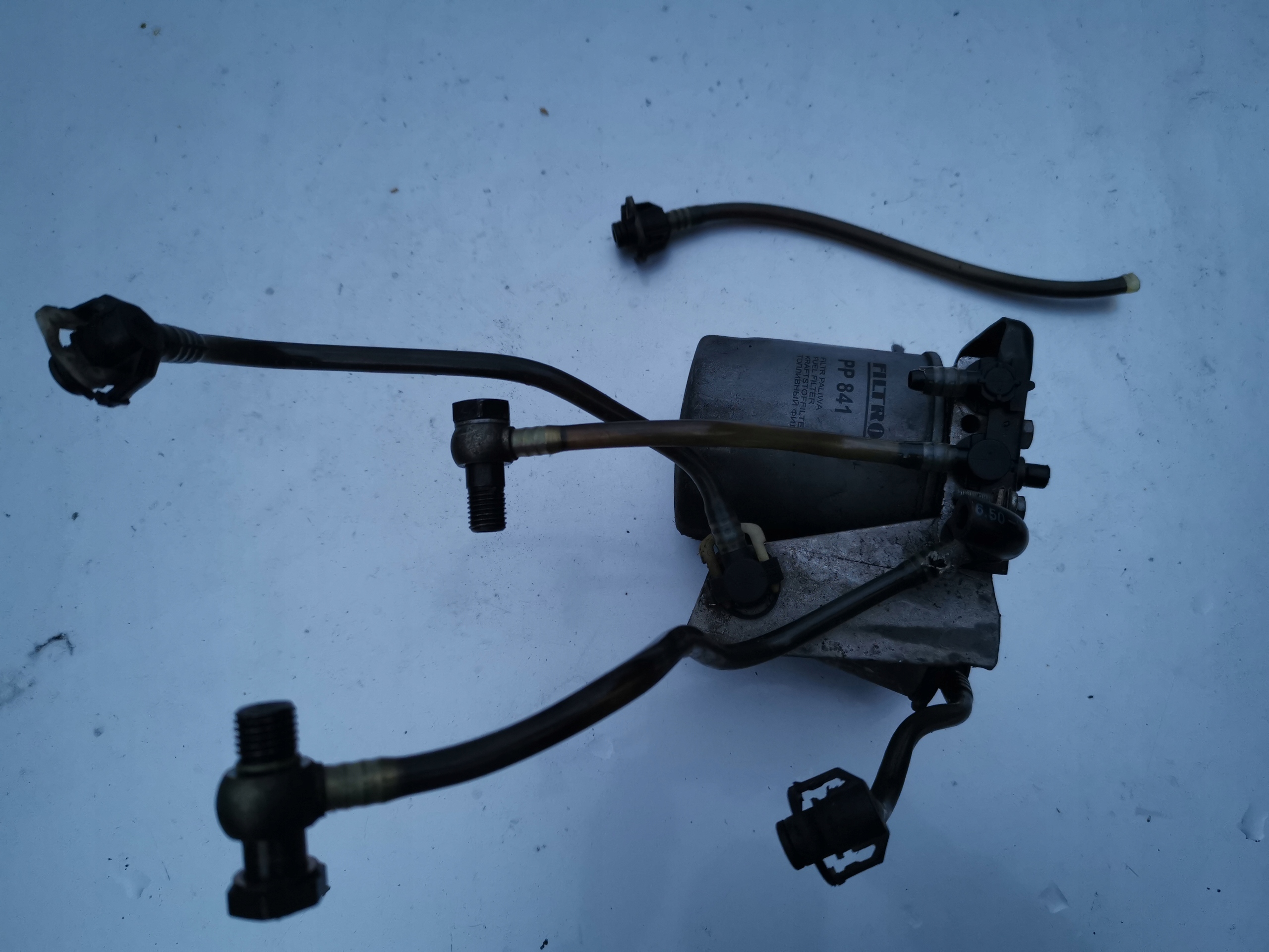 6056050605656605 - Підстава паливного фільтра Мерседес В124 2.5 д ом605