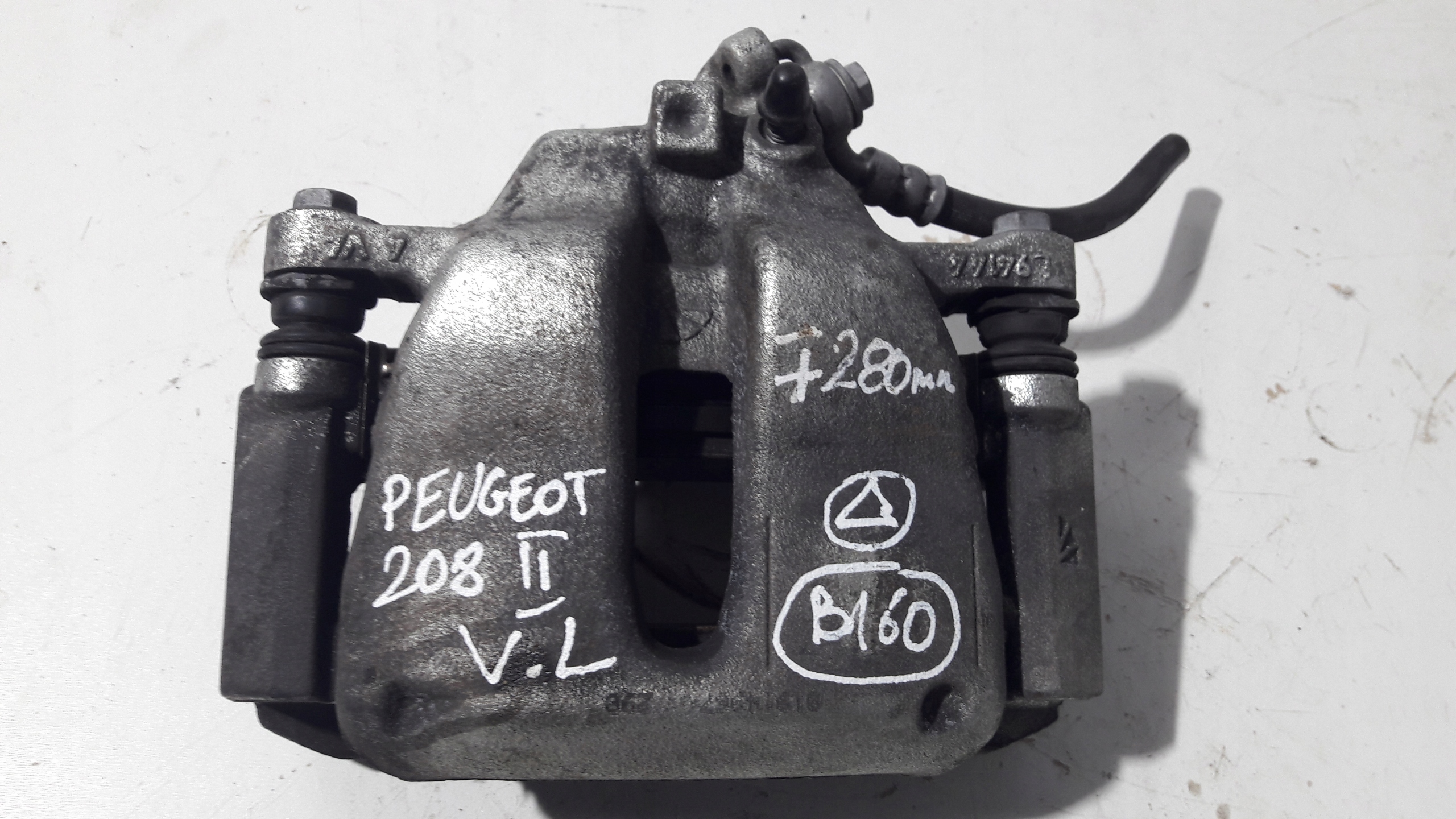 PEUGEOT 208 II caliper brake left front L94144