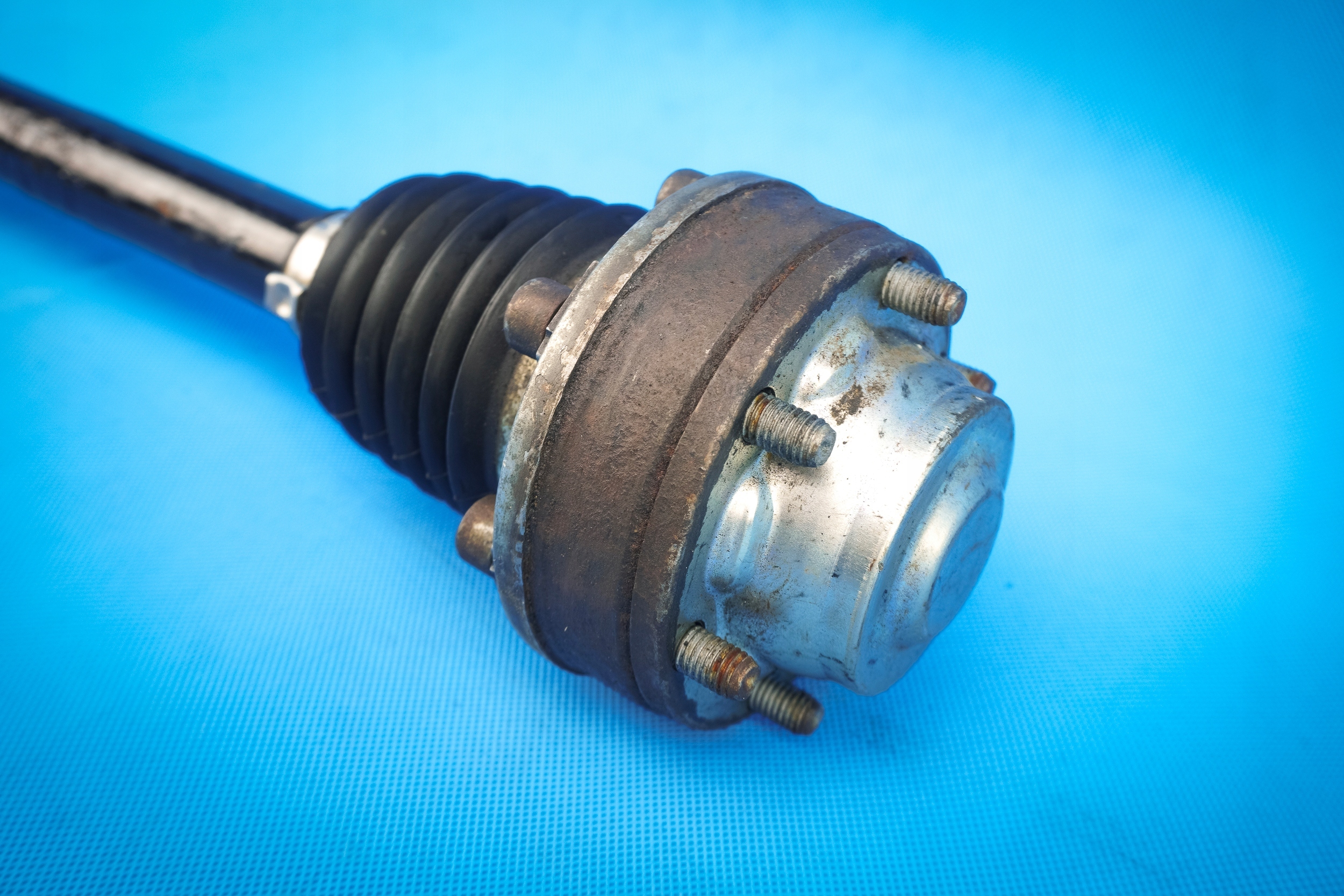 semi-axis rear right Audi A3 8V Golf VII 5Q0501204A