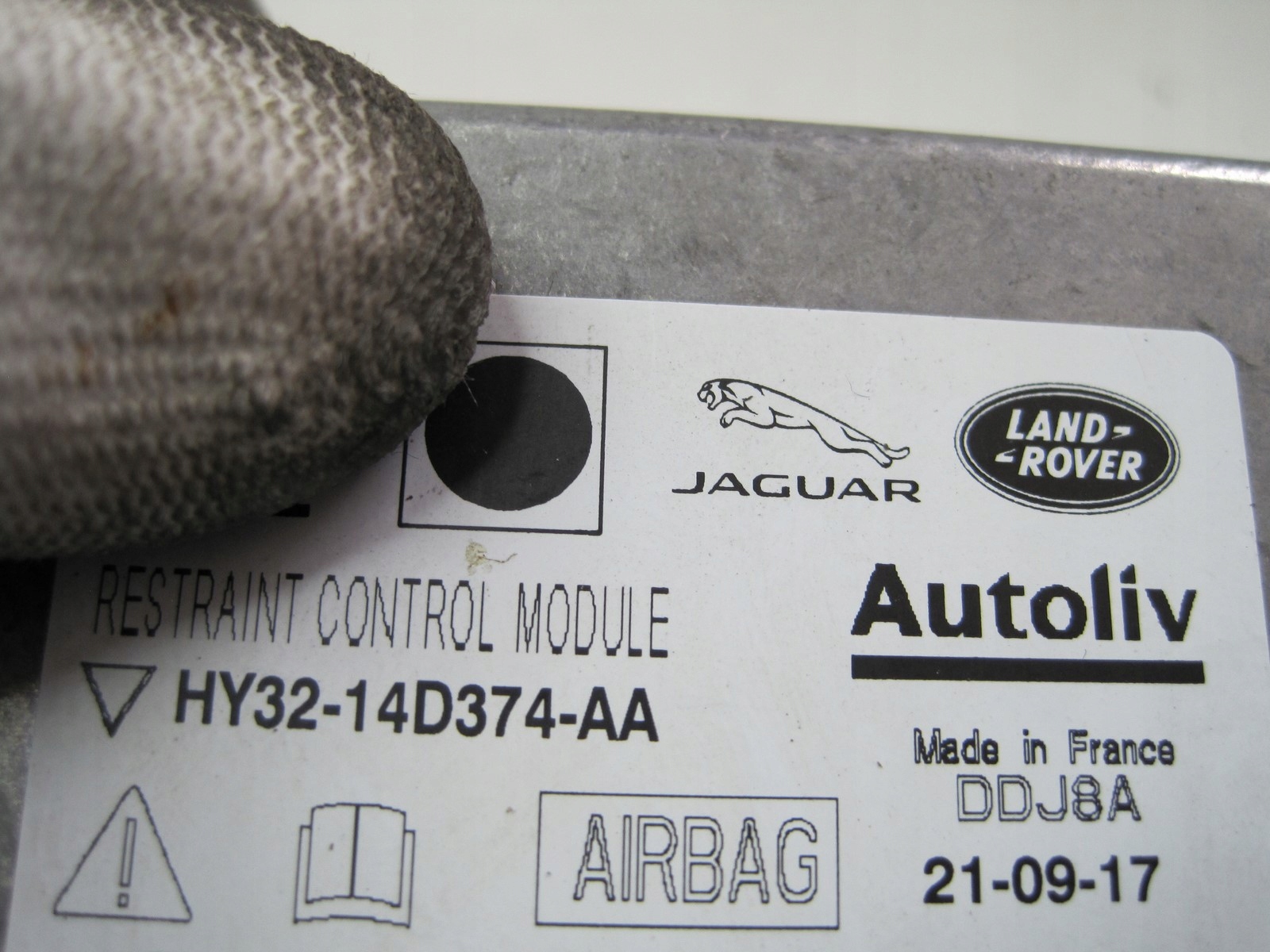 Moduł sensor airbag Range Rover HY32-14D374-AA Producent inny
