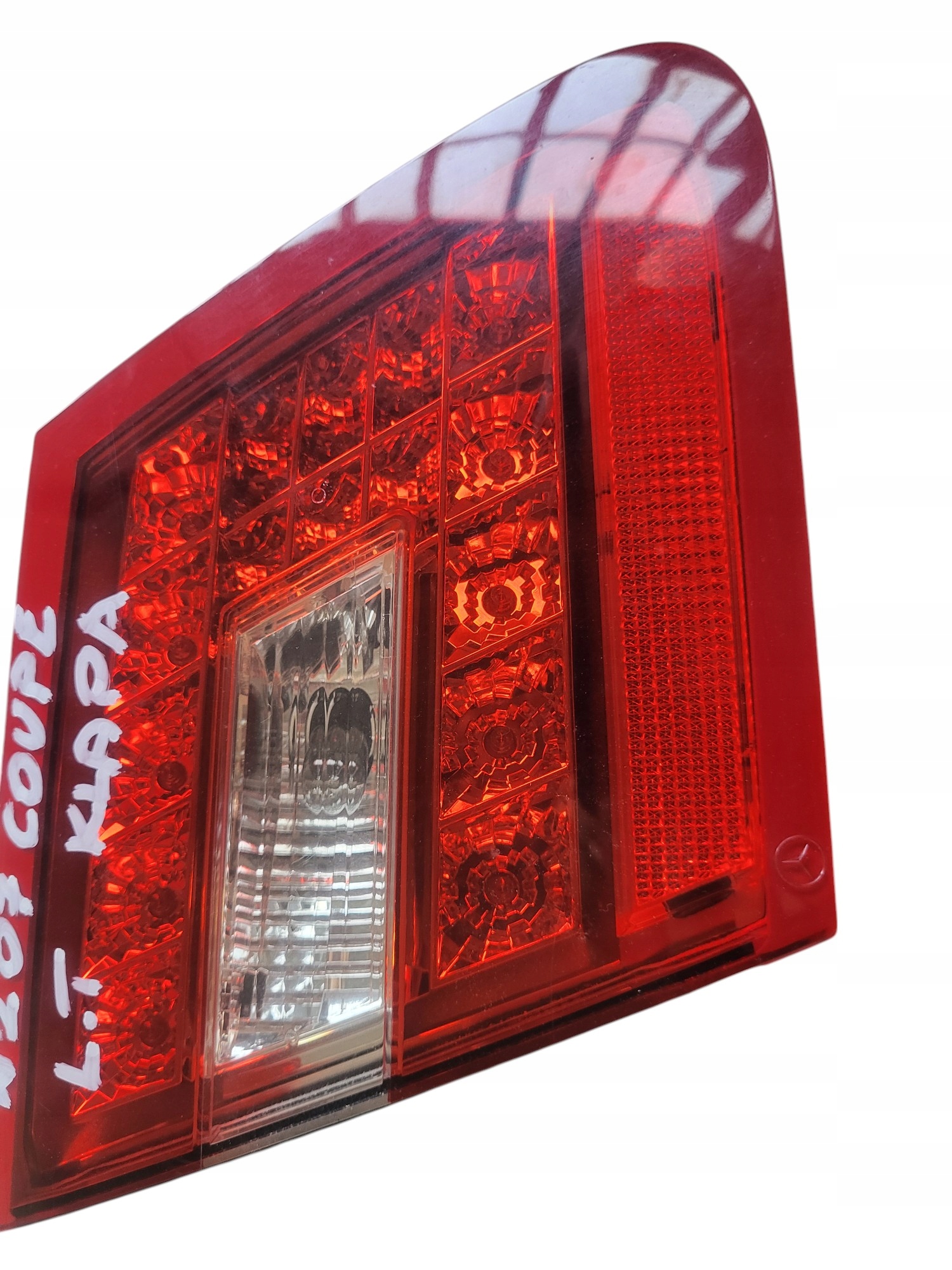 light to the bonnet left rear part MERCEDES W207 COUPE