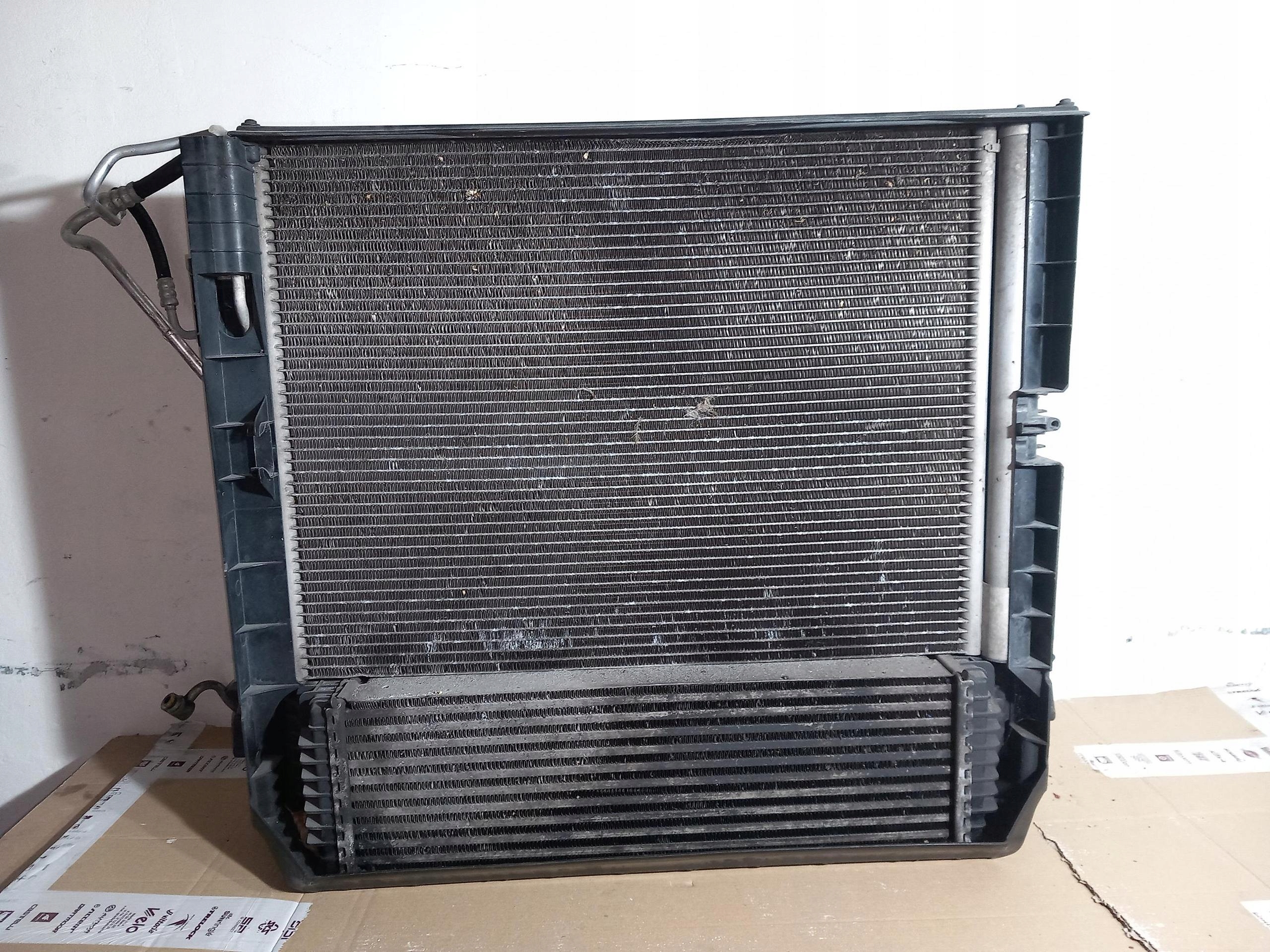KOMPLET chladiče ventilátor BMW X6 E71 3.0D 306KM 7586775 08-14