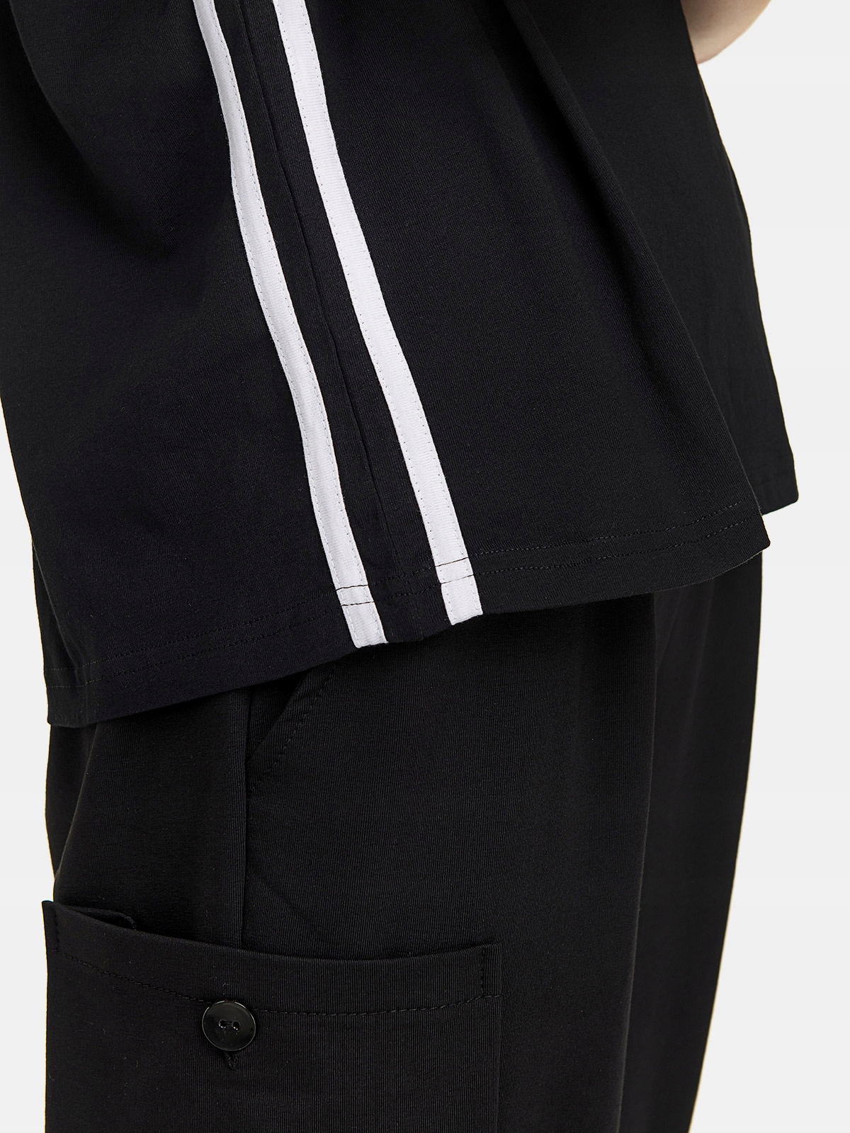 MODNA BLUZKA T-SHIRT DAMSKI KOSZULKA Z KRÓTKIM RĘKAWEM LUŹNA OVERSIZE Wzór dominujący bez wzoru