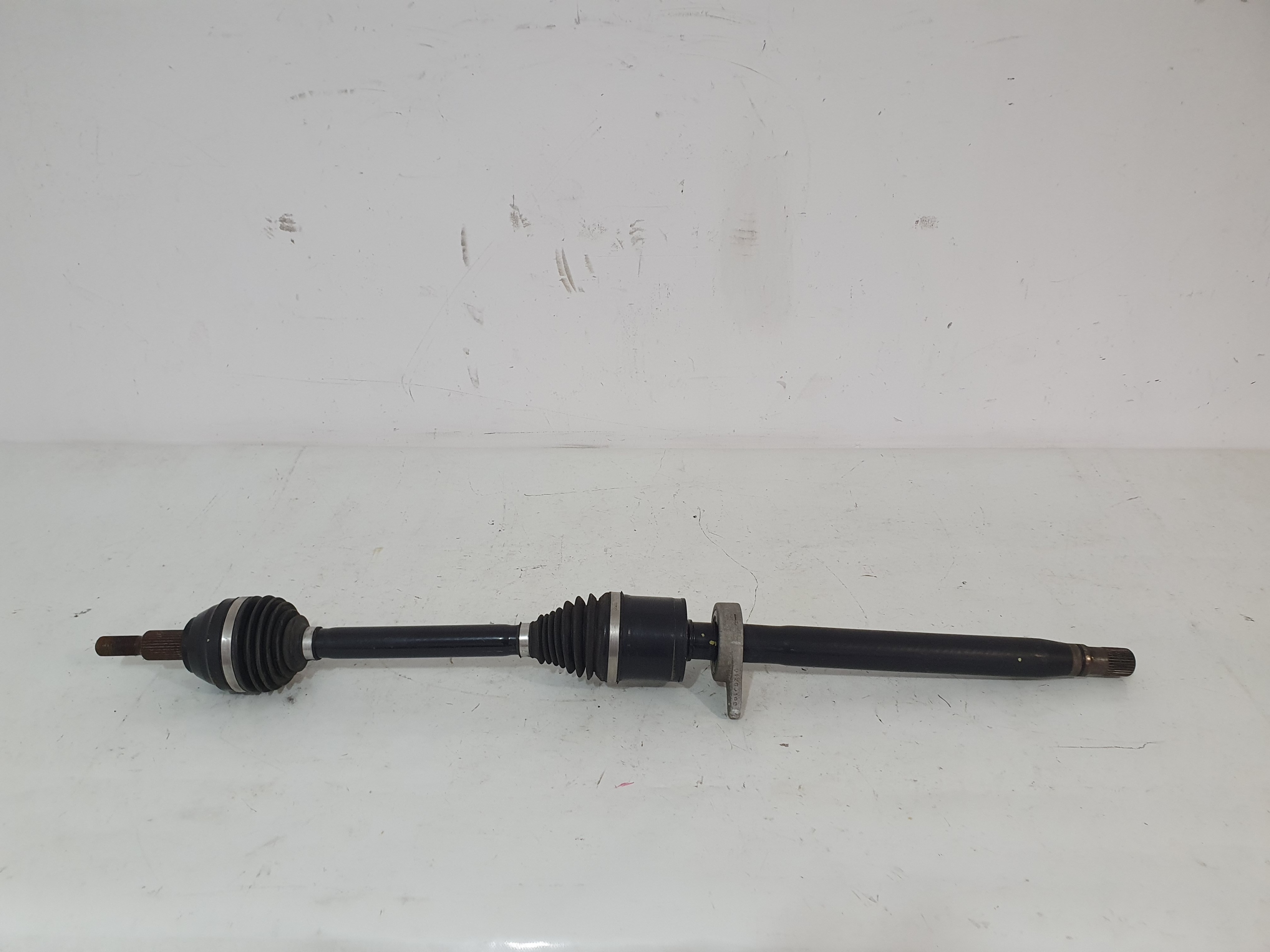 CHRYSLER PACIFICA II 16- 3.6 semi-axis front right front 68494386AA