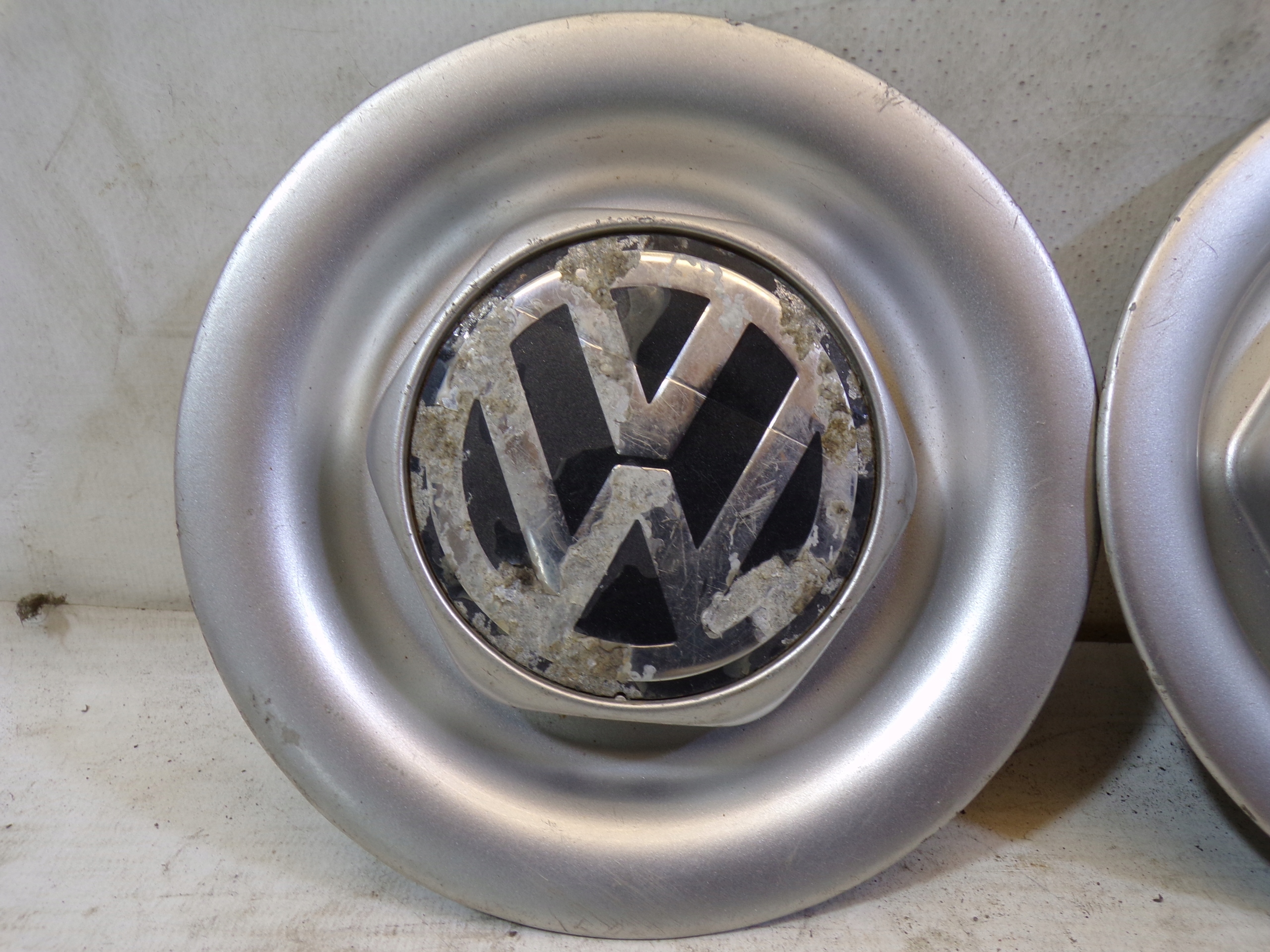 Coperchio DEKLE DEKIELKI VOLKSWAGEN 6N0601149A FI 144mm (1)