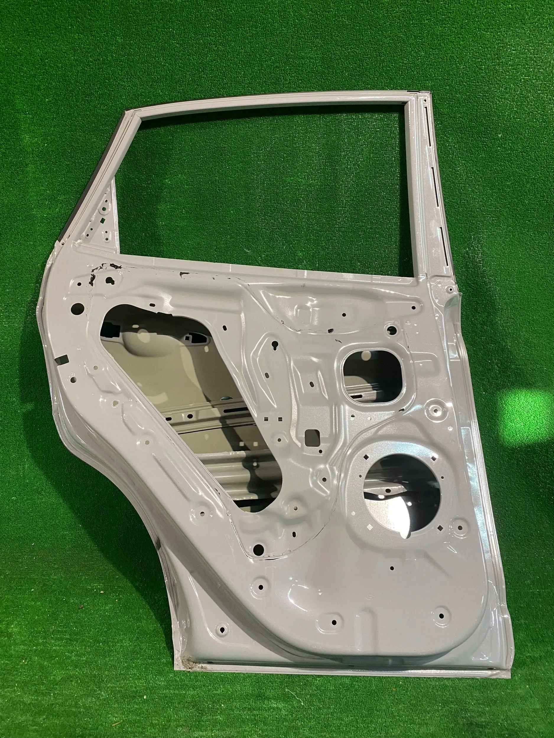 door rear. left HYUNDAI KONA 17- NR.1746