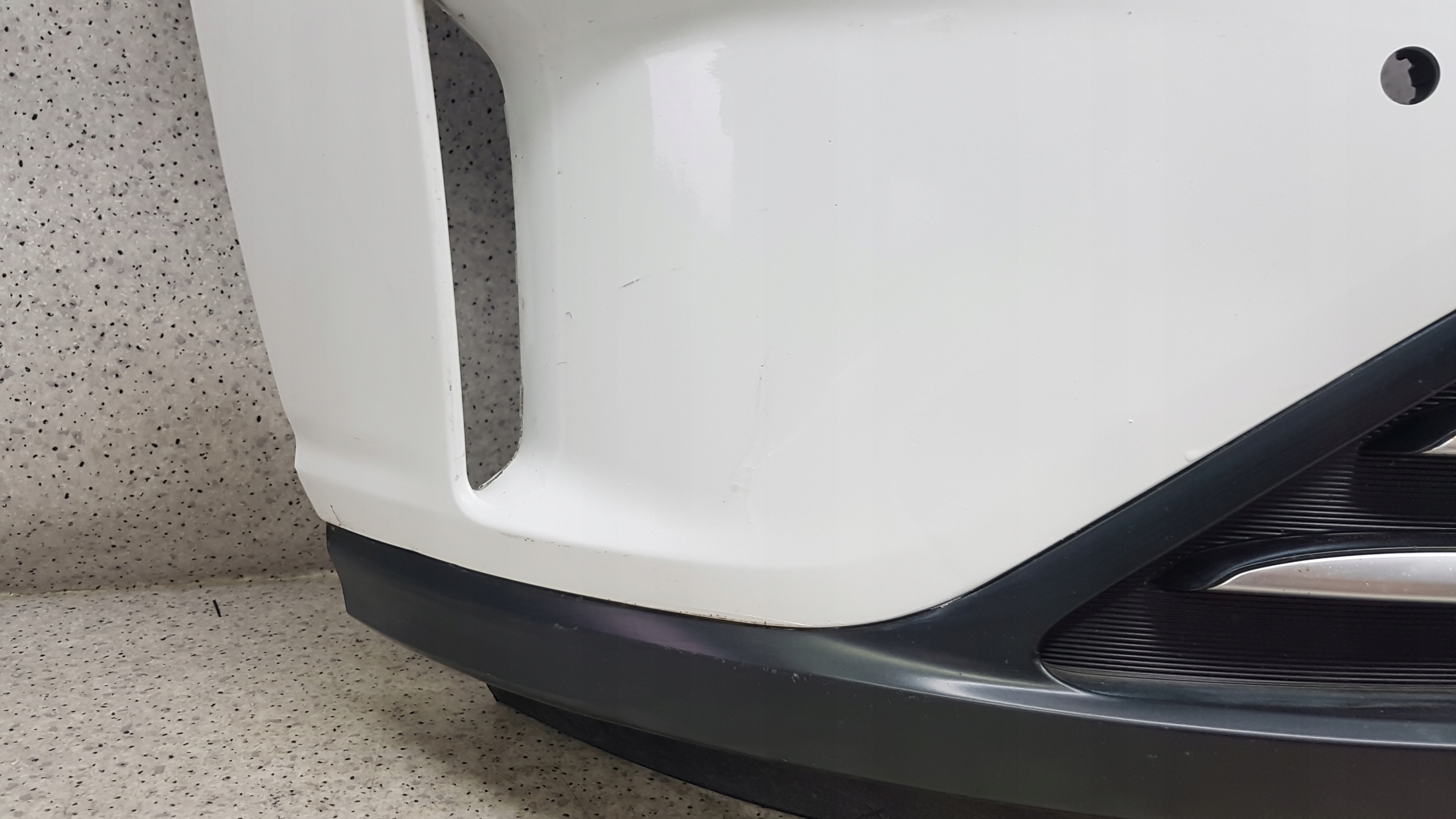 HYUNDAI KONA EV 2020 - bumper front 3686