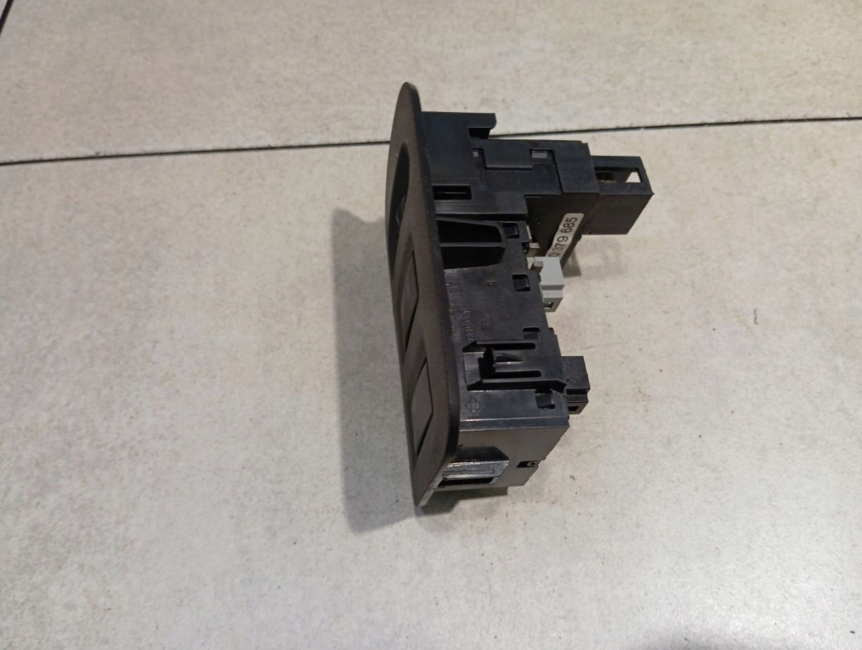Schalter PANEL Leuchten OPEL MOVANO B LIFT 2.3CDTI 8200379685