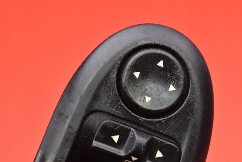 control panel of the window EU 96468704XT PEUGEOT 407 04-10