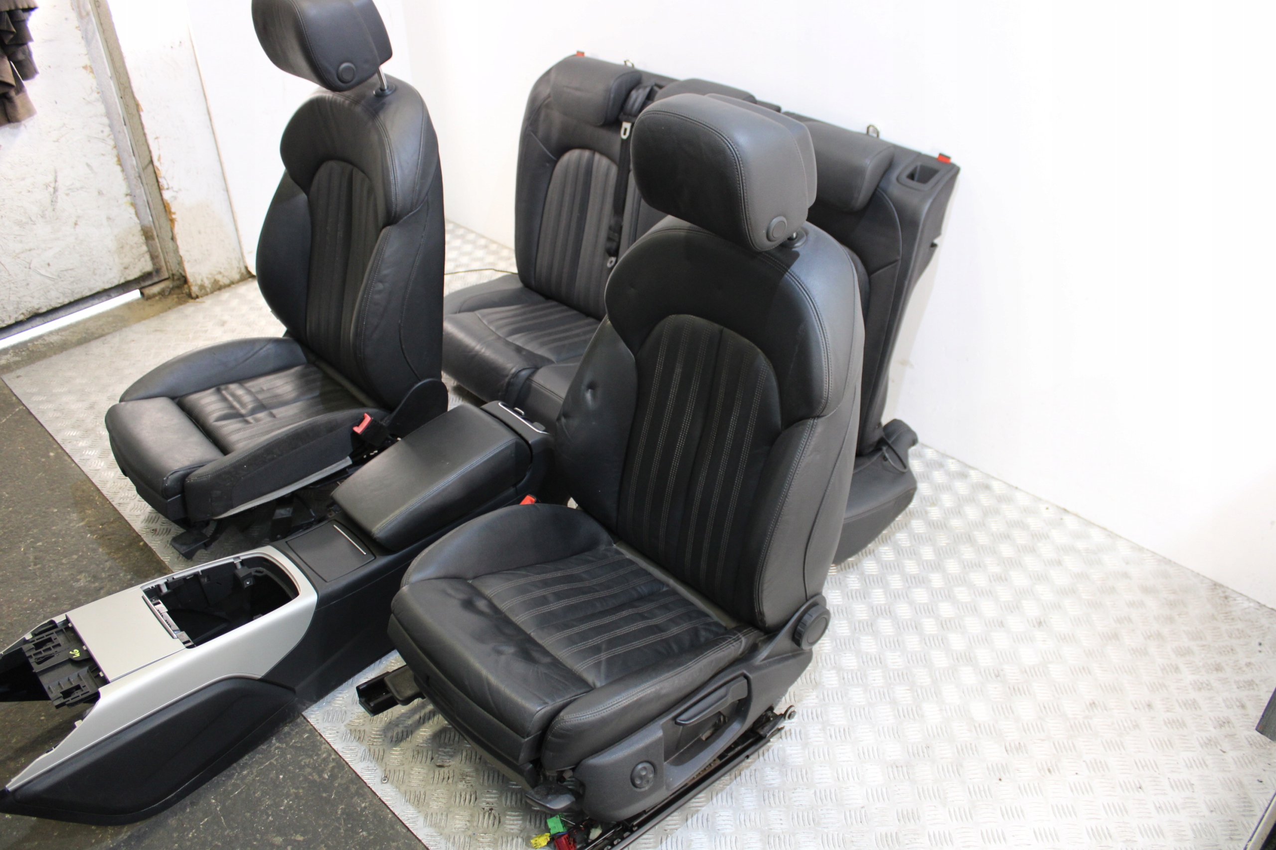 seats inner leather upholstery AUDI A6 C7 4G0 4G9 LIFT