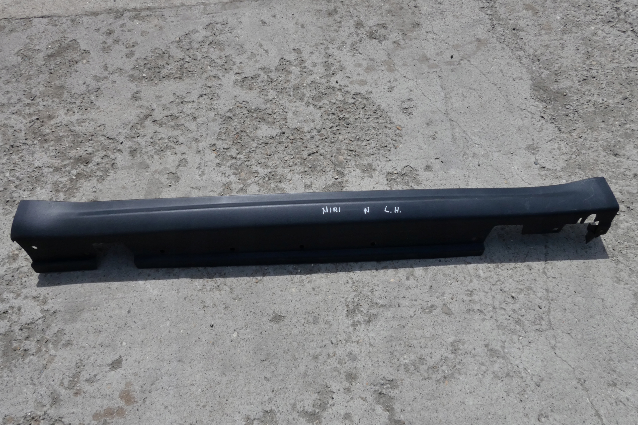 MINI COOPER R56 moulding threshold left right