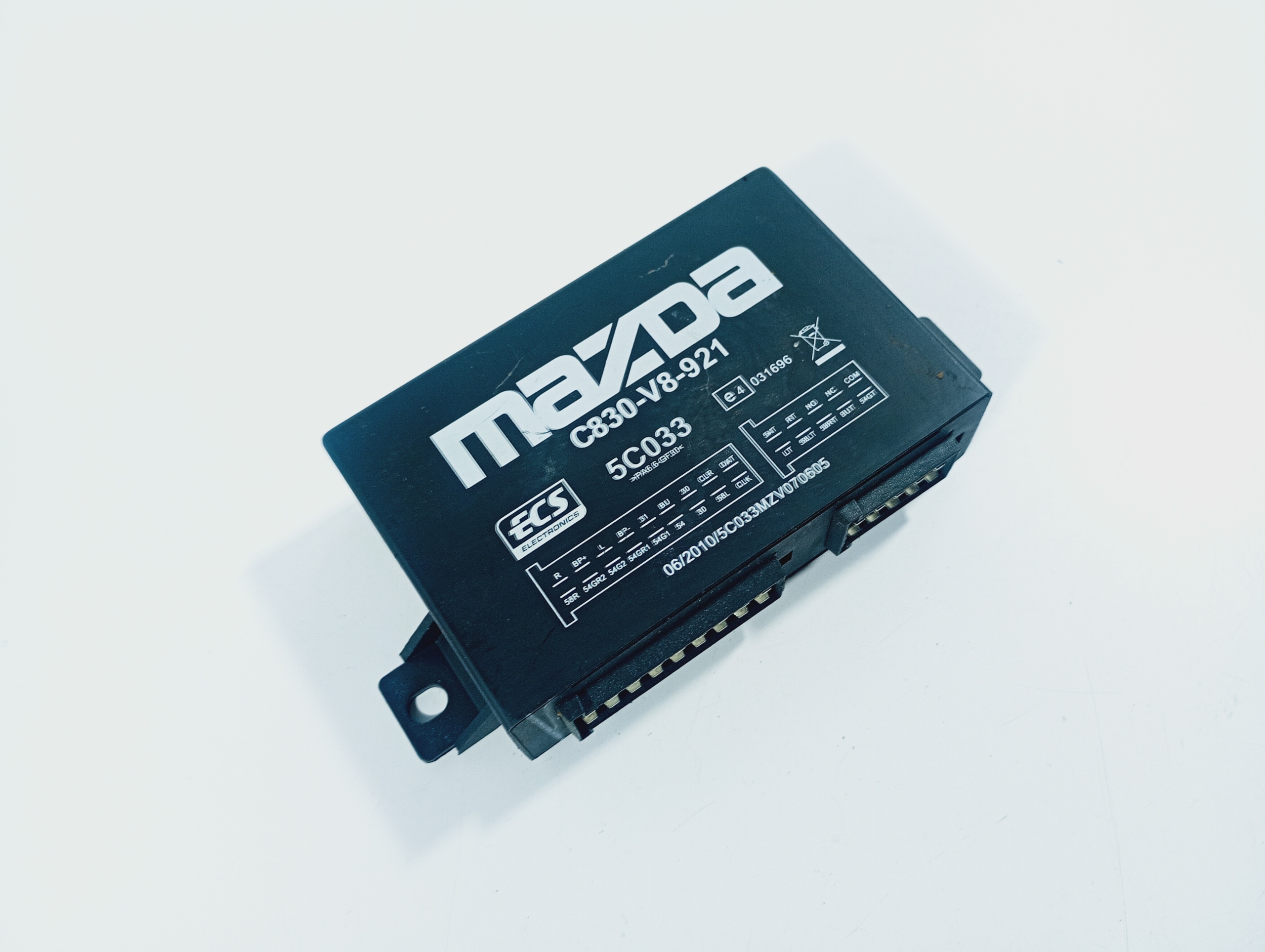 control unit module HAKA OE C830V8921 Mazda CX9 CX-9 06-12
