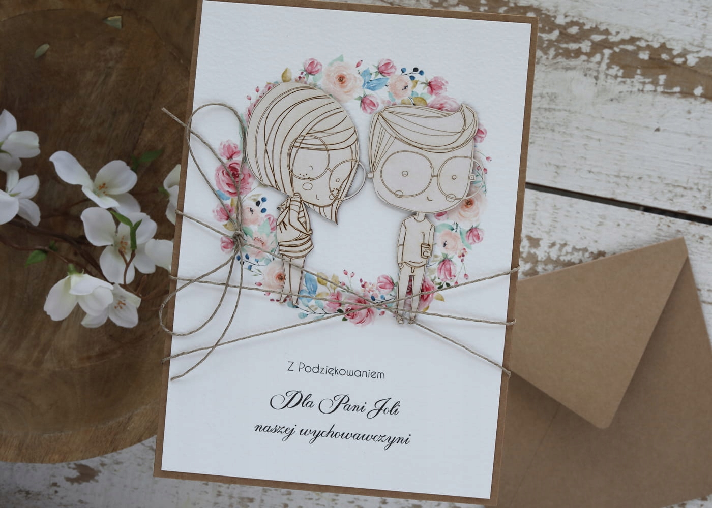 Ručně vyrobená kartička na závěr 8. třídy od dětí