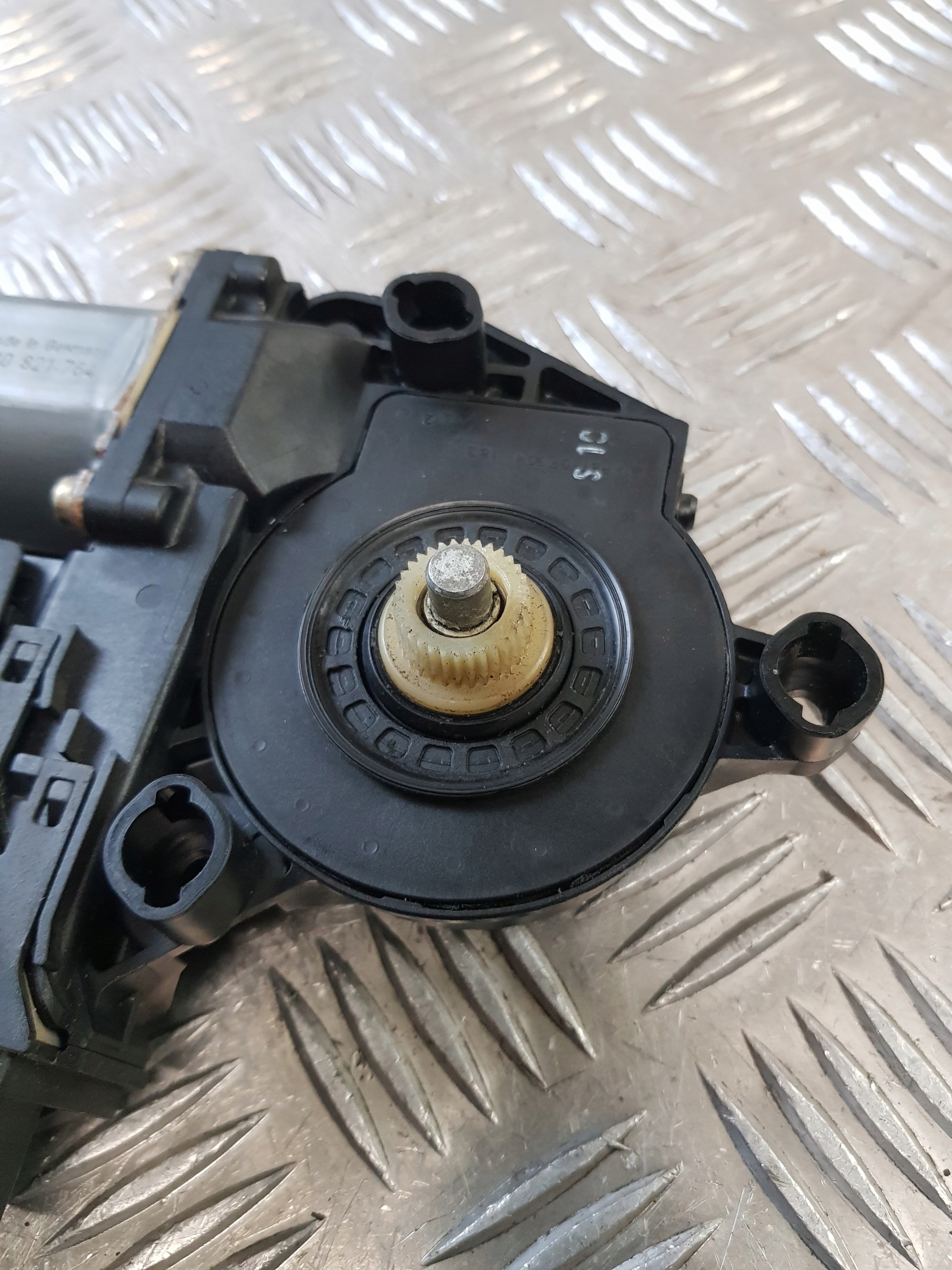 mini motor windows right front 8E1959802B AUDI A4 B6 02R