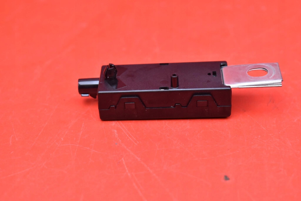 antenna 1551331-00-B TESLA MODEL Y 20