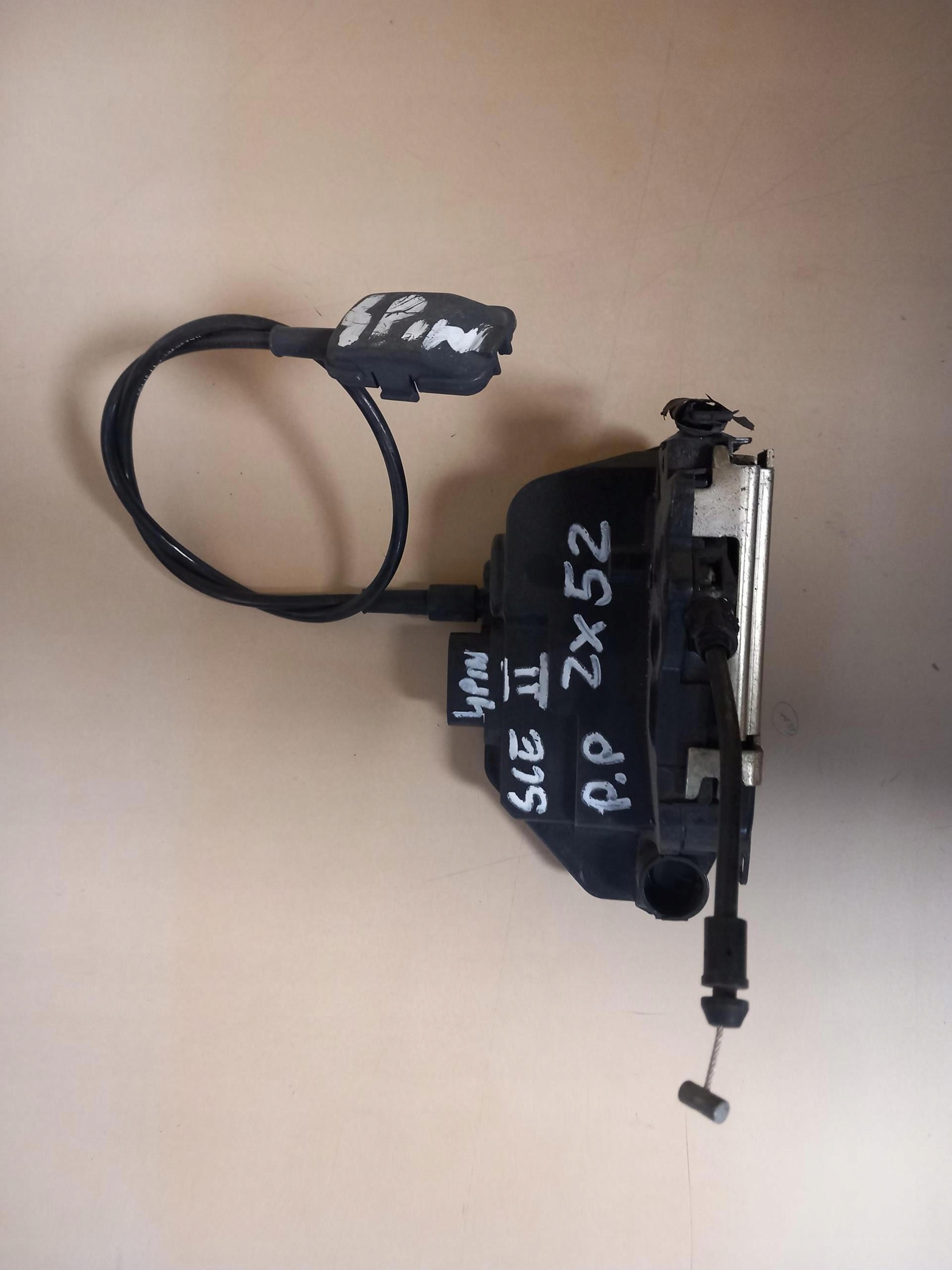 lock door right front 4 PIN RENAULT SCENIC II 03-09 EU