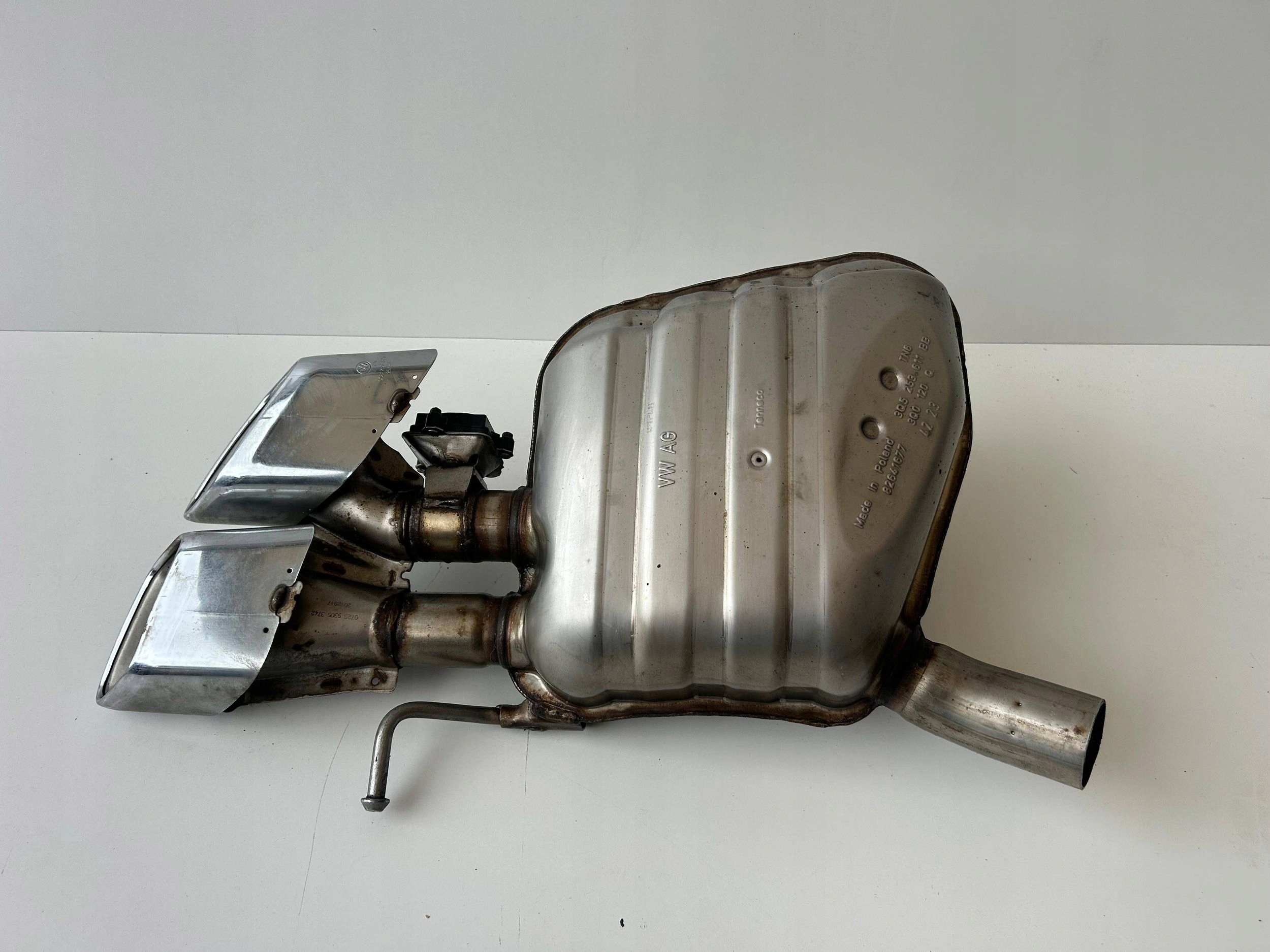 VW ARTEON R WYDECH TŁUMIK 3Q5253611 BB 3G8253826 ORYGINAŁ