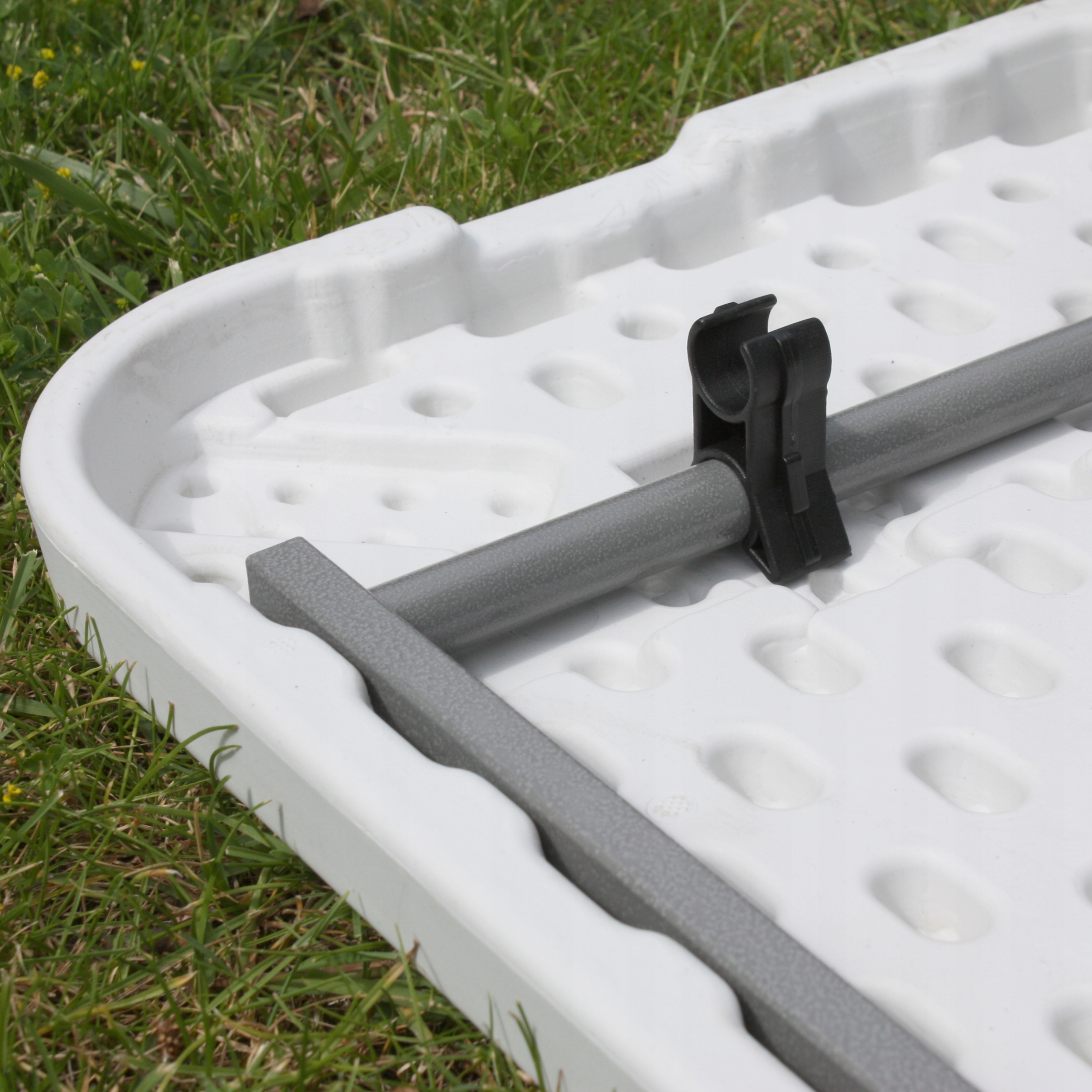 STÓŁ CATERINGOWY BANKIETOWY OGRODOWY TURYSTYCZNY ROZKŁADANY SKŁADANY 180 cm Kształt blatu prostokątny