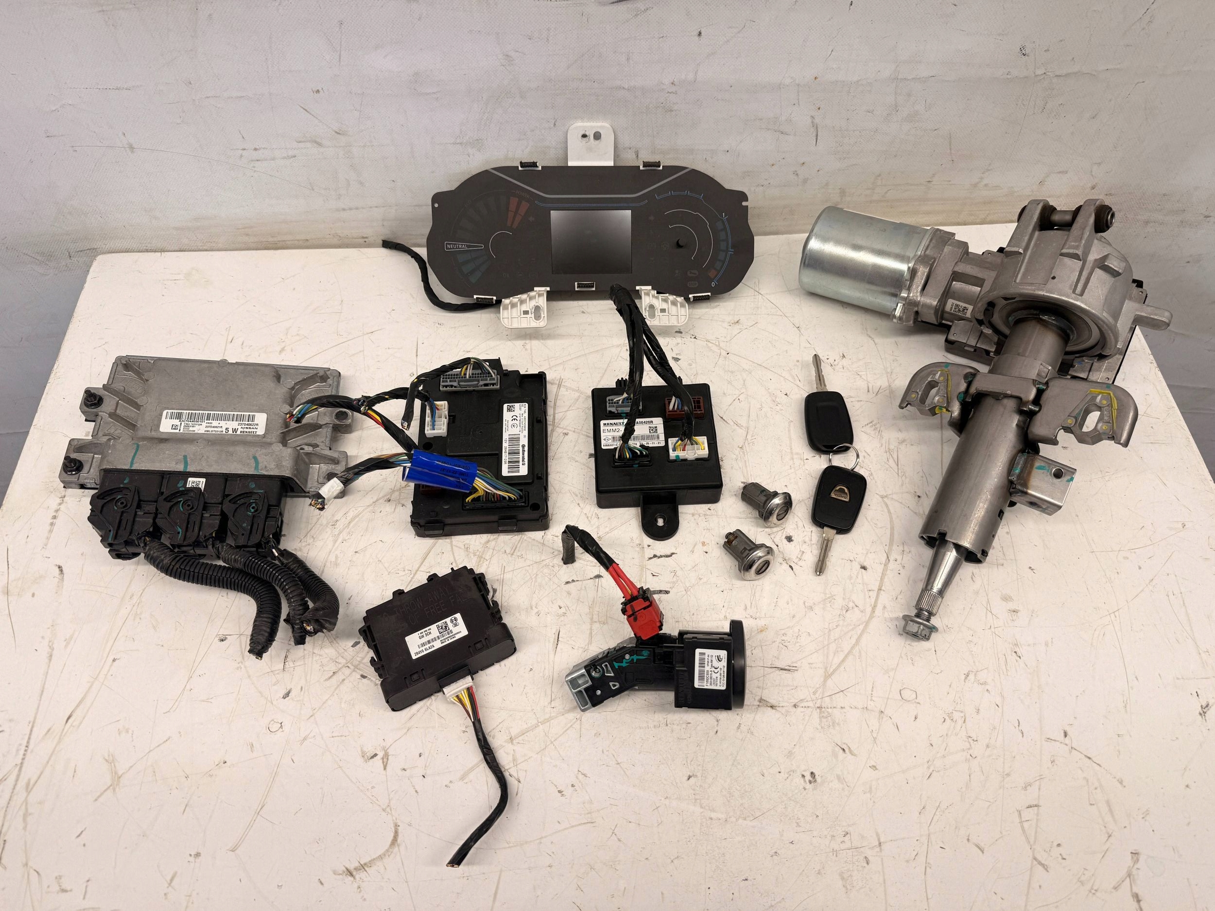 Dacia Spring running board starter 237D40621R