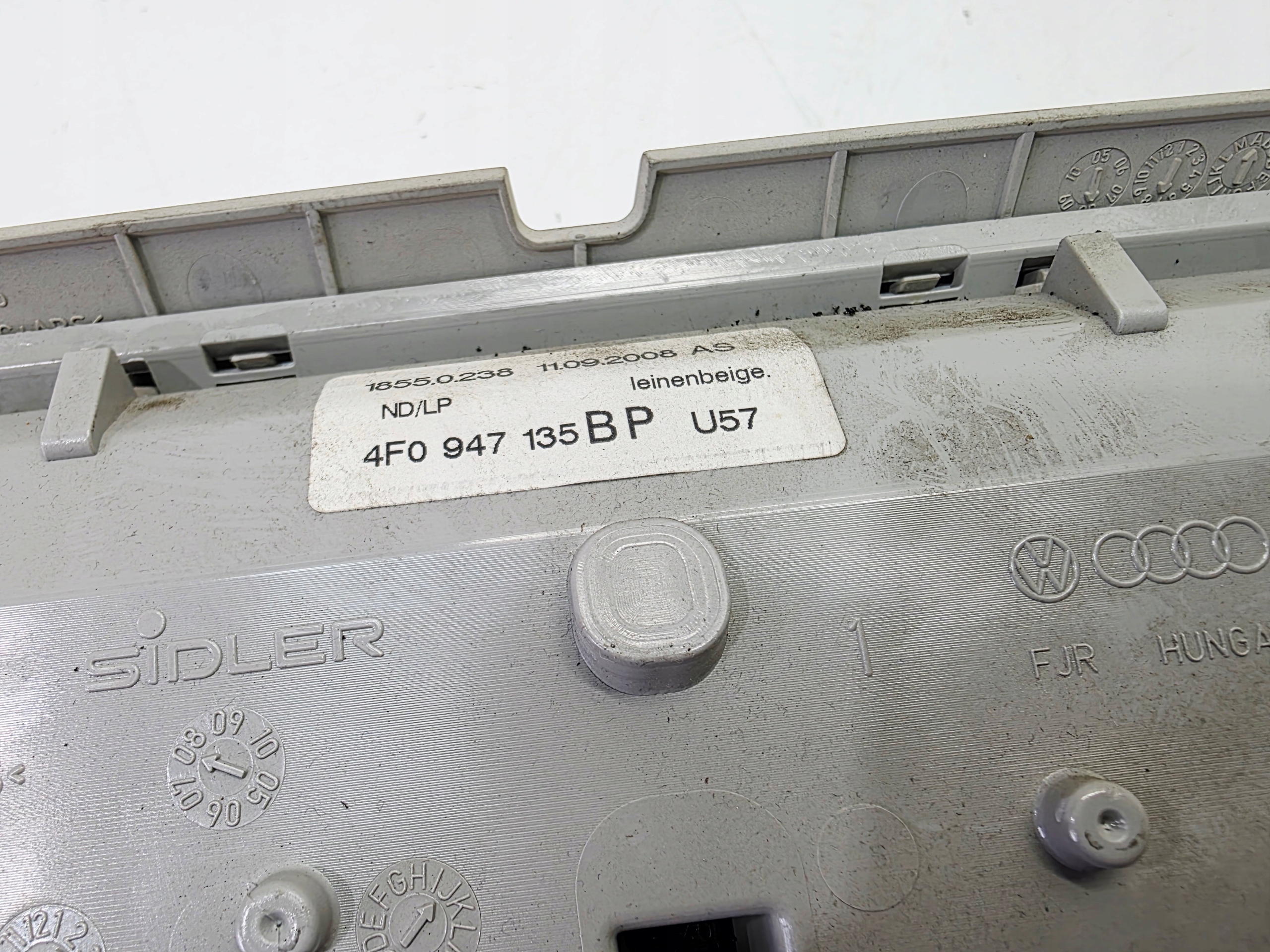 light OSWIETLENIE cabs AMBIENTE AUDI A6 C6 4F0947135BP U57