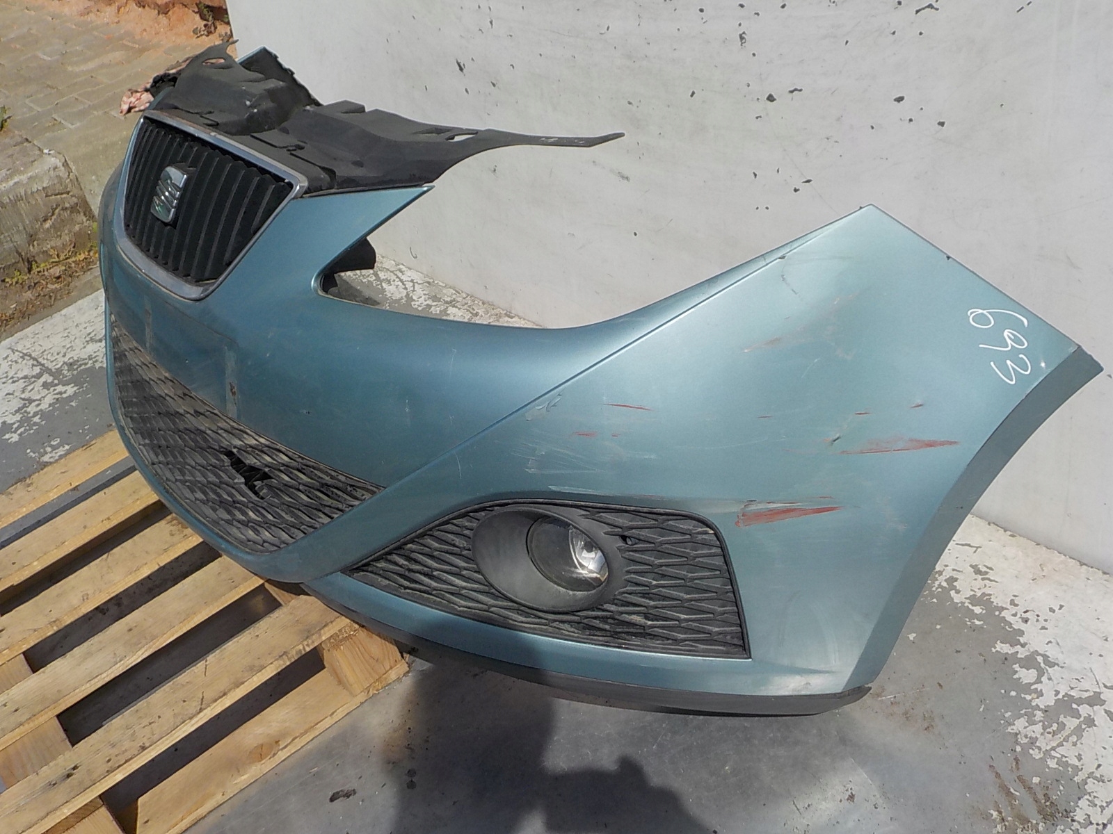 693 SEAT IBIZA IV 6J bumper front front