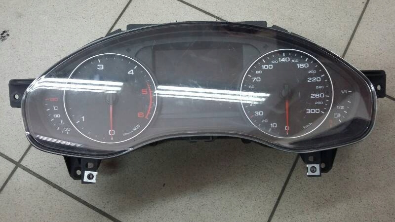 kilometar sat AUDI A6 C7 4G8920900J