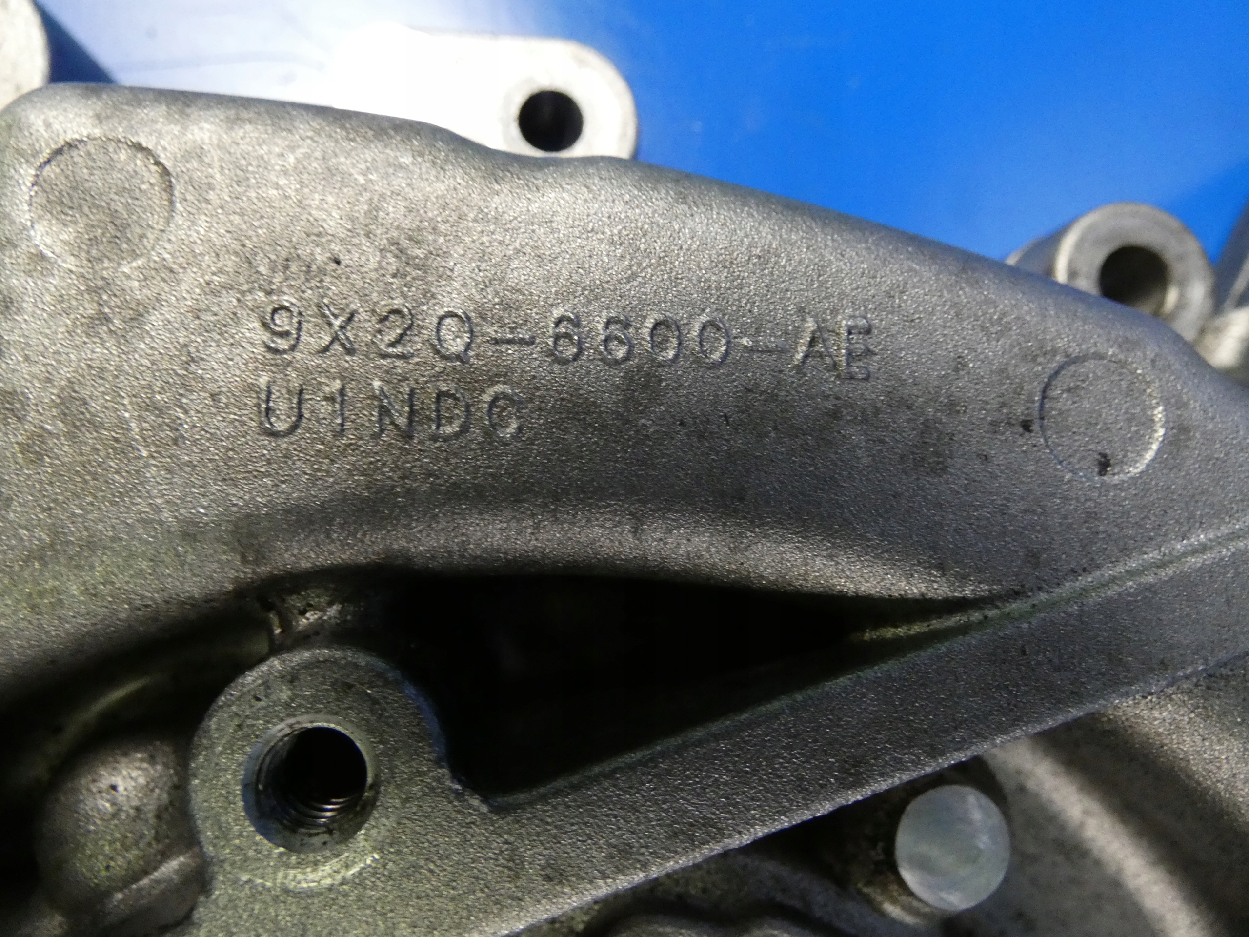 JAGUAR XJ X351 XF 3.0 D oil pump