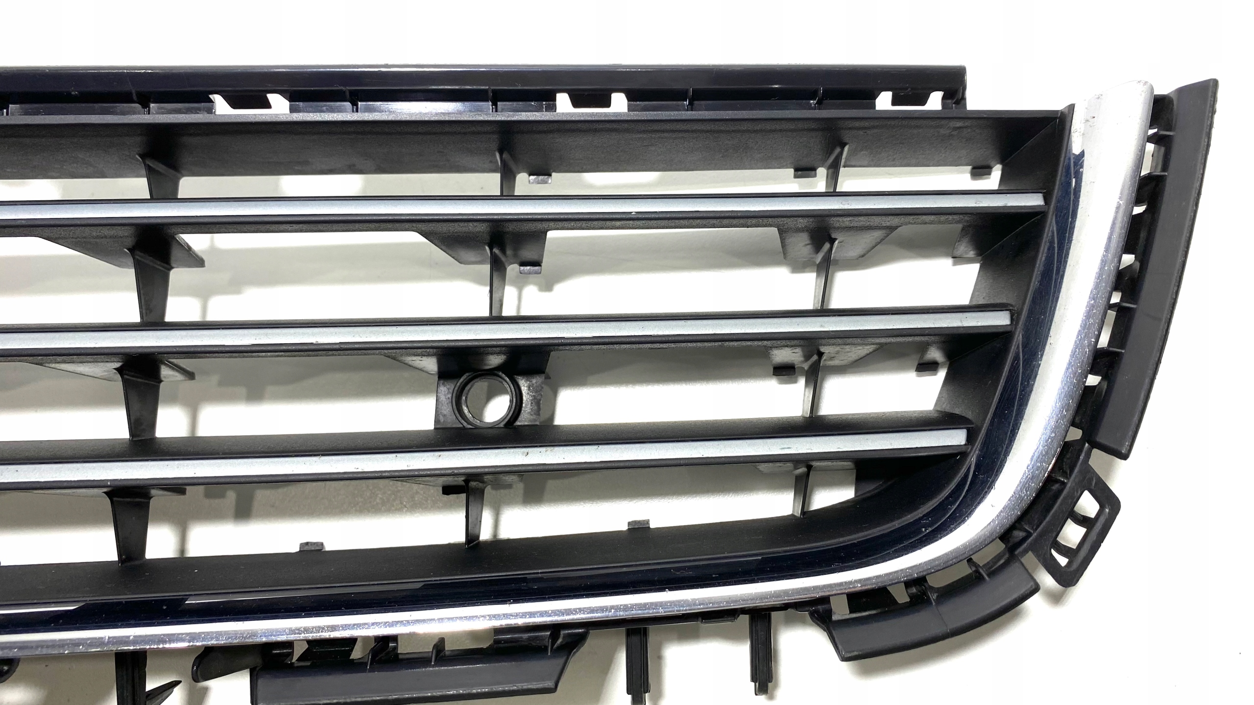 KRATKA ZDERZAKA OPEL ASTRA III H LIFT 13238553 Installation side Front