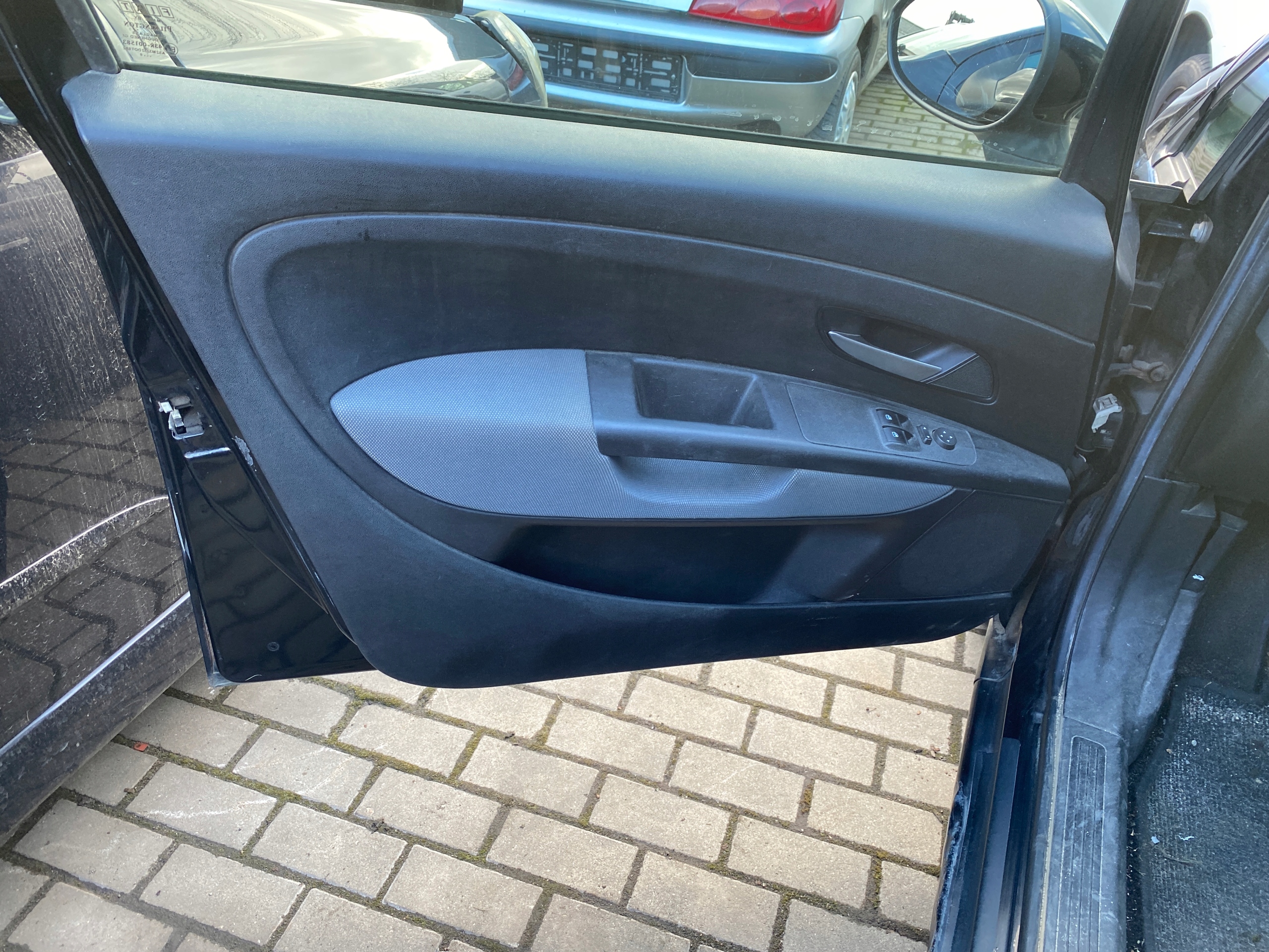 Fiat Grande Punto 05-12 upholstery left side side left