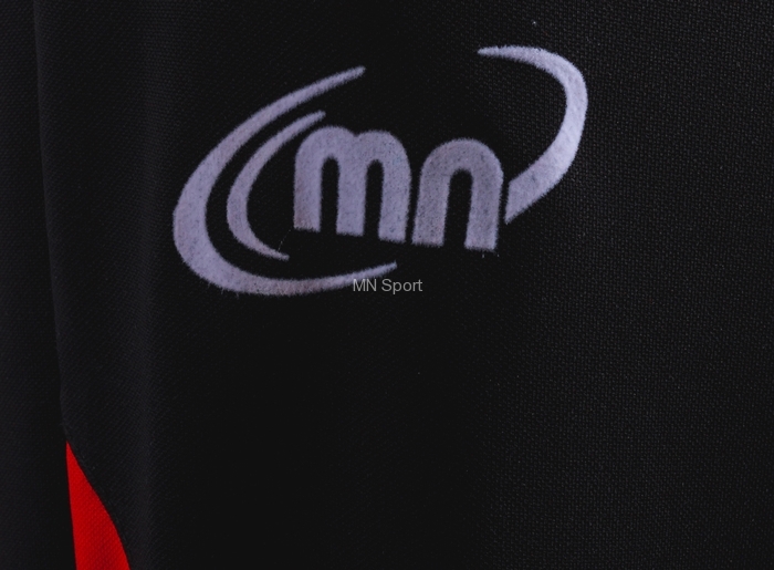 SPODNIE TRENINGOWE MN SPORT MONTANA r. M EAN (GTIN) 5900000003023